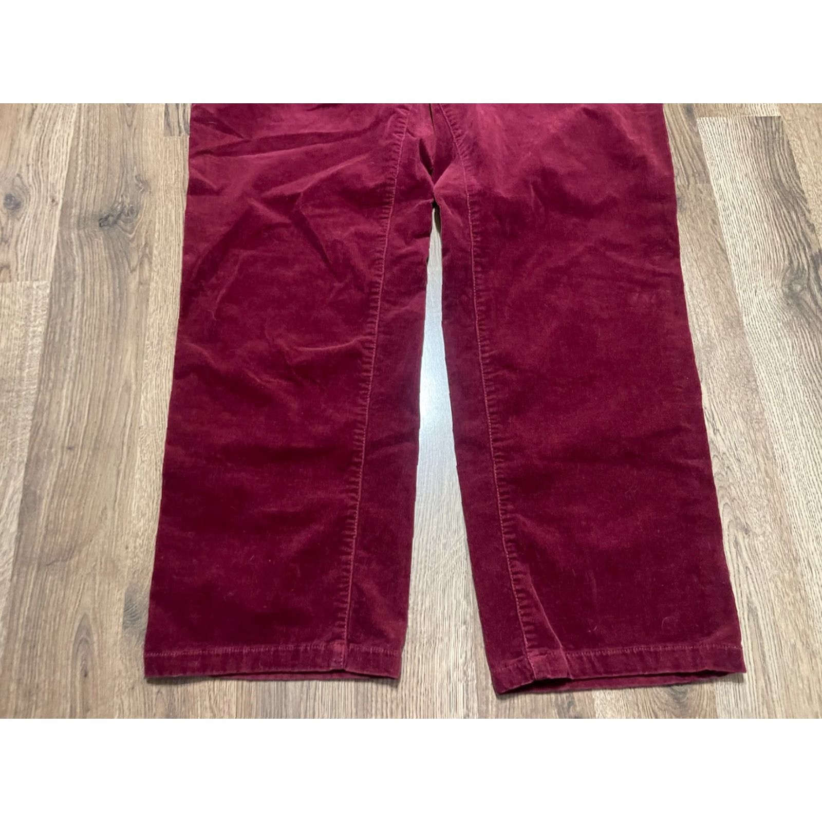 Croft & Barrow Croft & Barrow Pants Women's 14 Average Red Corduroy Stretch Pockets Casual Regular Ankle 30in Inseam Boys? Size 36" / US 14 / IT 50 - 3 Thumbnail
