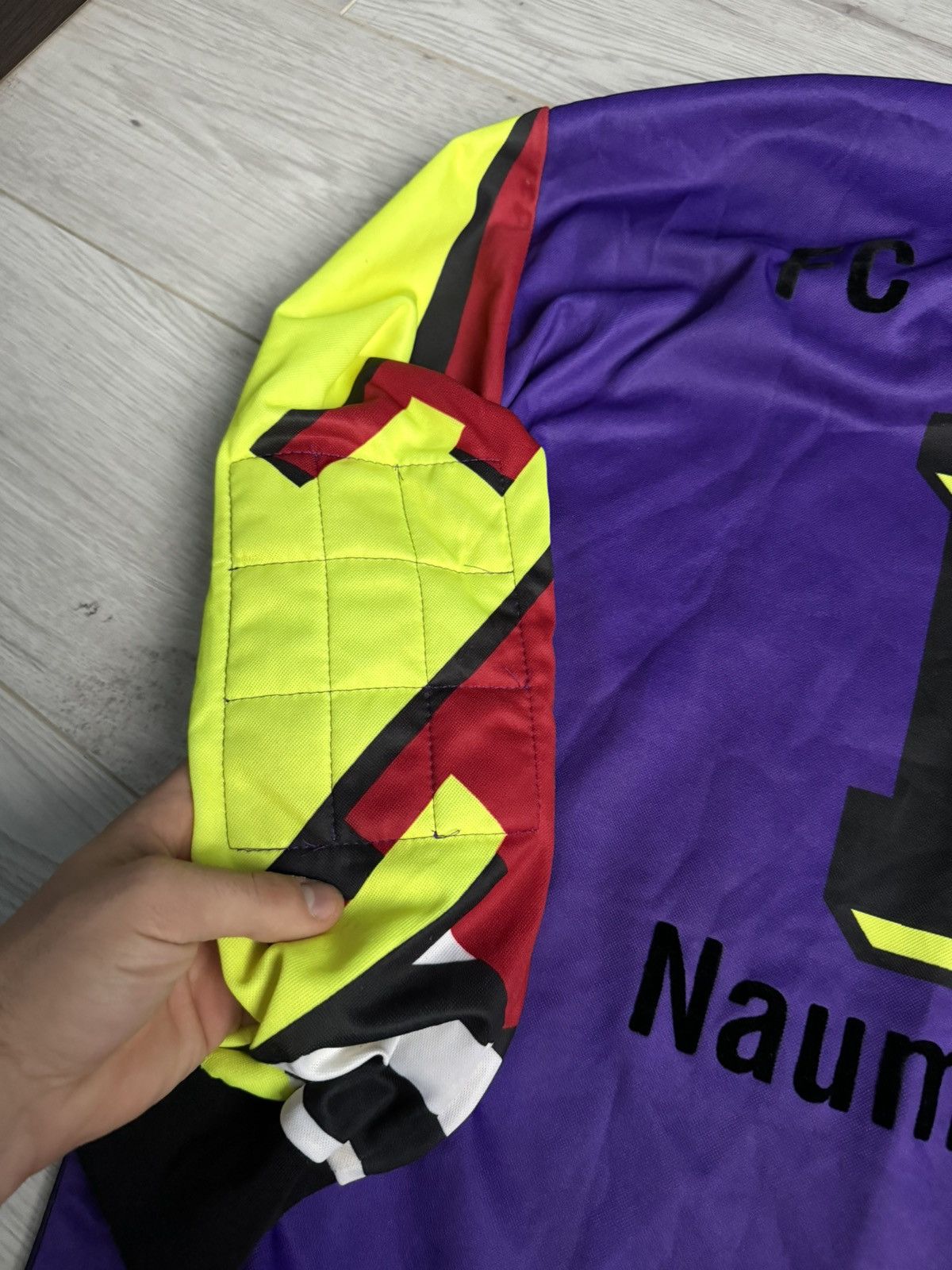 Puma × Vintage Vintage Goalkeeper Crazy Soccer Jersey Shirt 90’s Size US XL / EU 56 / 4 - 7 Thumbnail