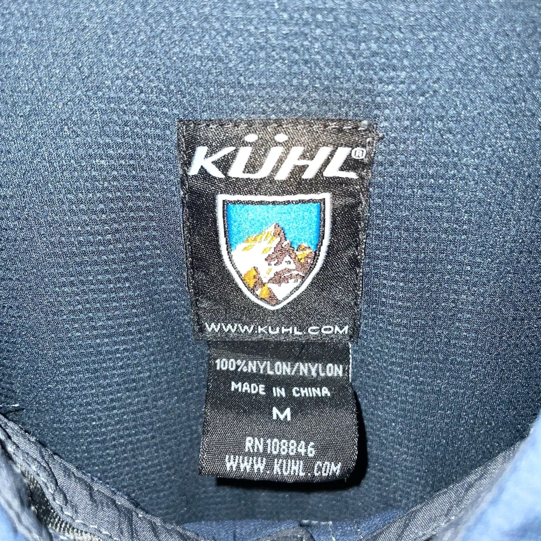 Vintage VINTAGE Kuhl Men’s Athletic Short Sleeve Button-Down Shirt Size M Blue Nylon Casual Size US M / EU 48-50 / 2 - 4 Thumbnail
