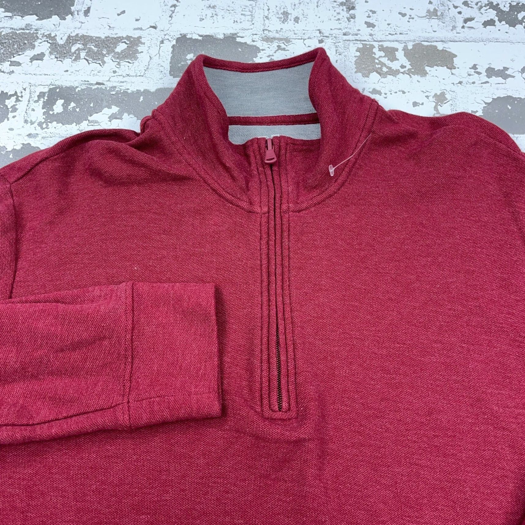 Vineyard Vines VINTAGE not applicable here. Final title: Vineyard Vines Sweater Shirt Men M Red Knit 1/4 Zip Classic Logo Preppy Lightweight All Seasons Mens Size US M / EU 48-50 / 2 - 3 Thumbnail