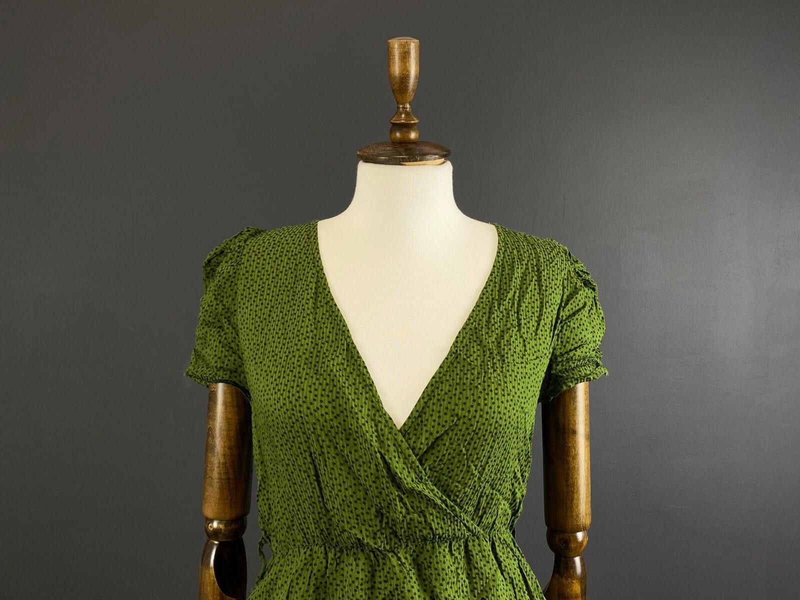 Gianni Valentino Ganni Green Dotty Short Sleeve V-Neck Peged Dress Size M Size M / US 6-8 / IT 42-44 - 2 Thumbnail