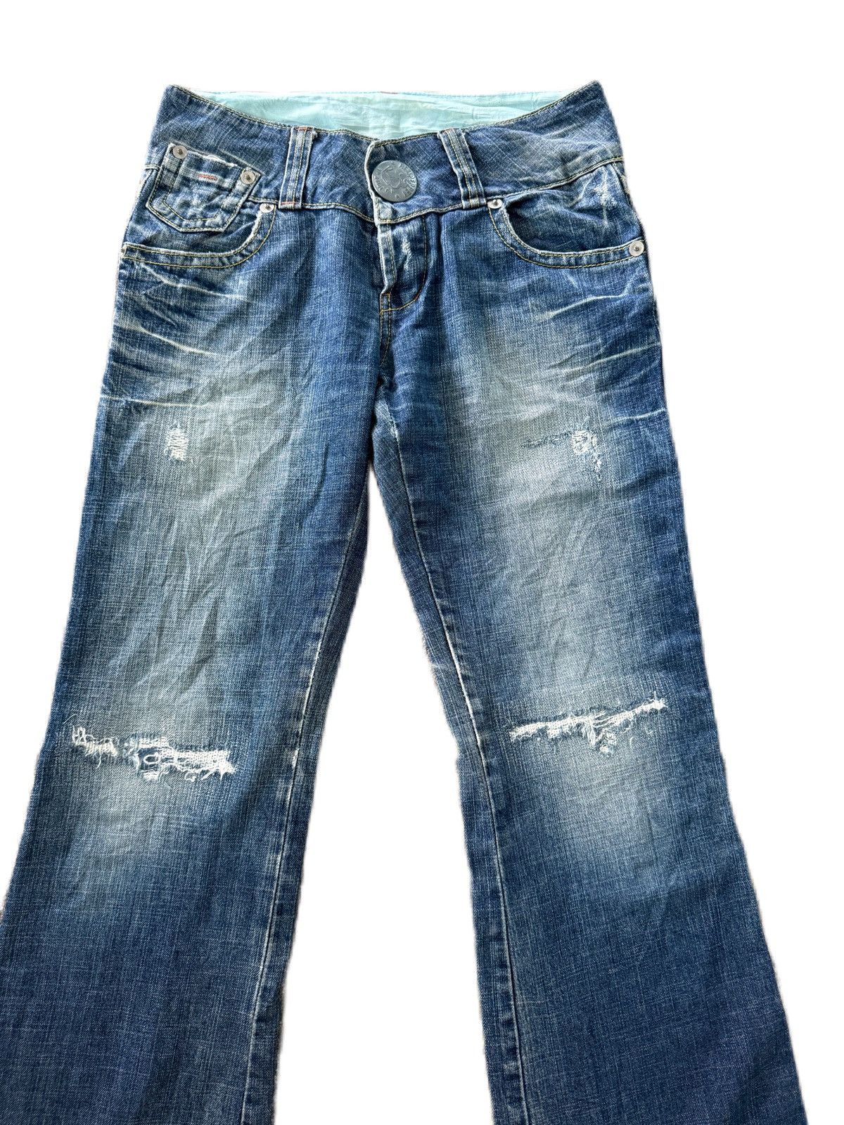 If Six Was Nine Super Flare Red Pepper Distress Denim Low Rise Size US 31 - 2 Thumbnail