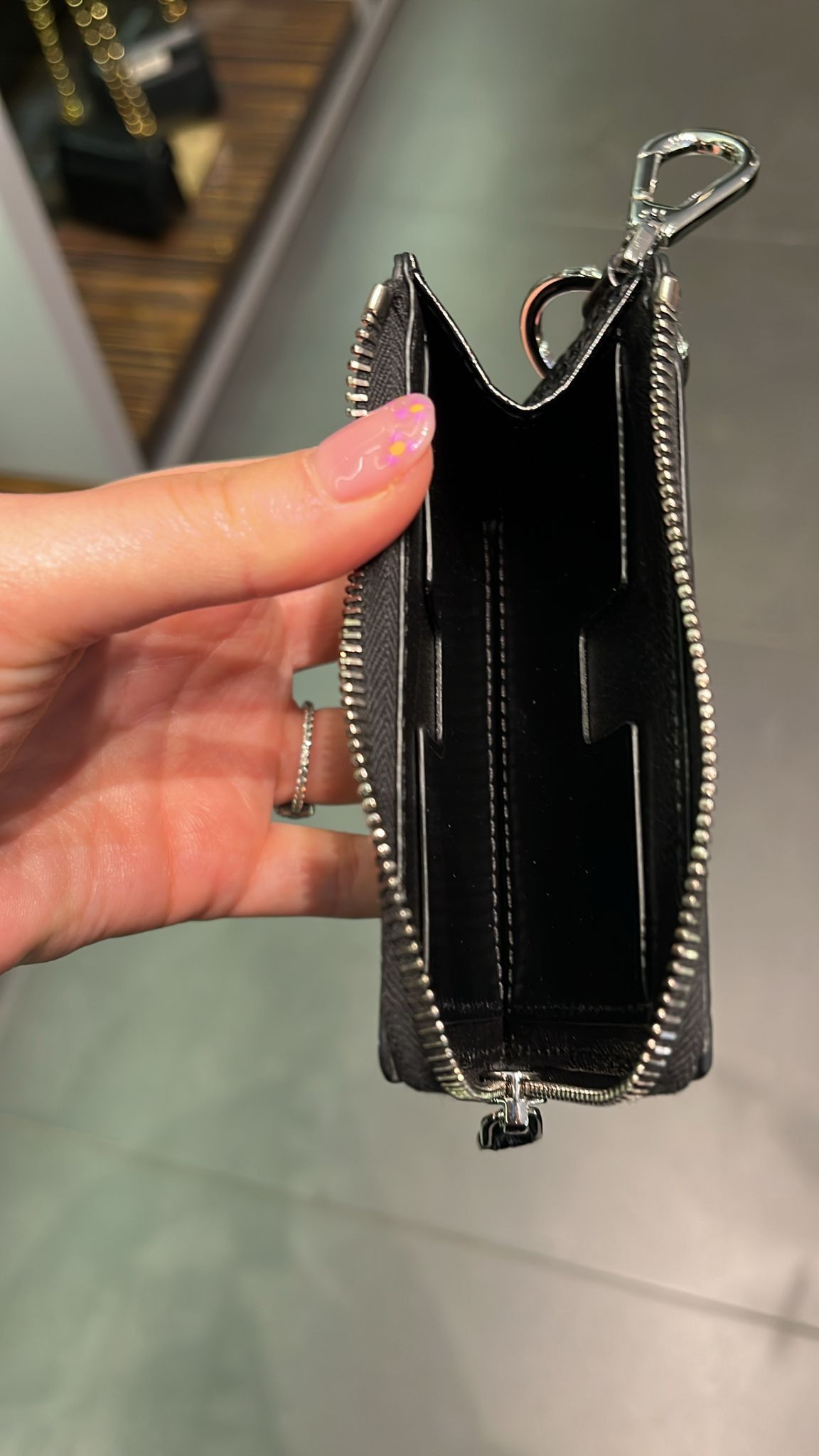Tom Ford o1loc1c0825 Y0339 Size: OS / Wallet in Black Size ONE SIZE - 3 Thumbnail