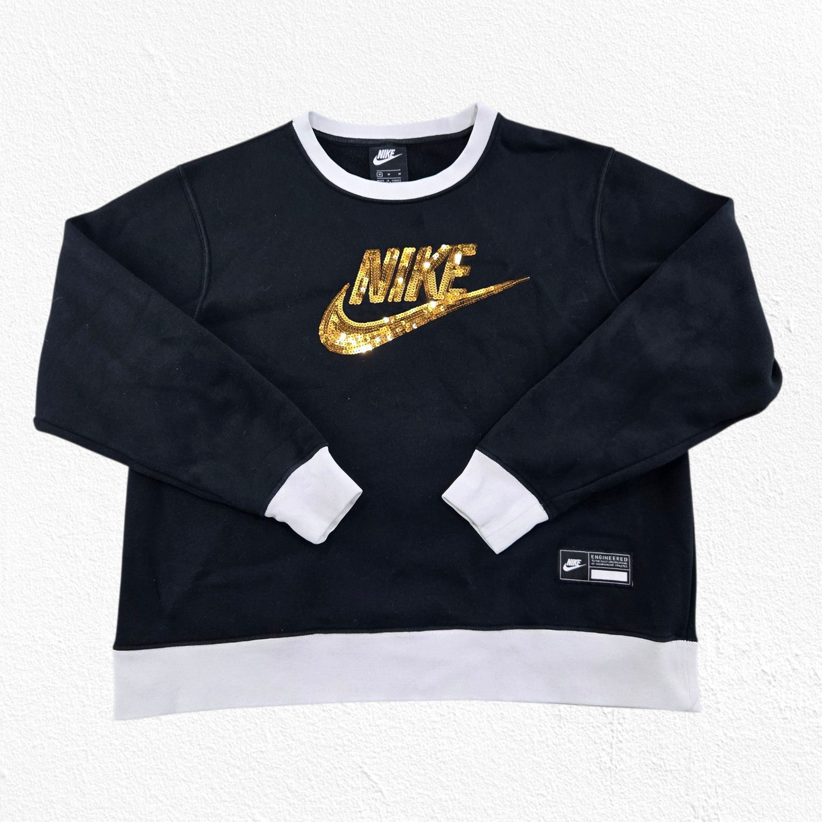Nike Nike Black Gold Sequin Logo Crewneck Sweatshirt Size Medium Size M / US 6-8 / IT 42-44 - 2 Thumbnail