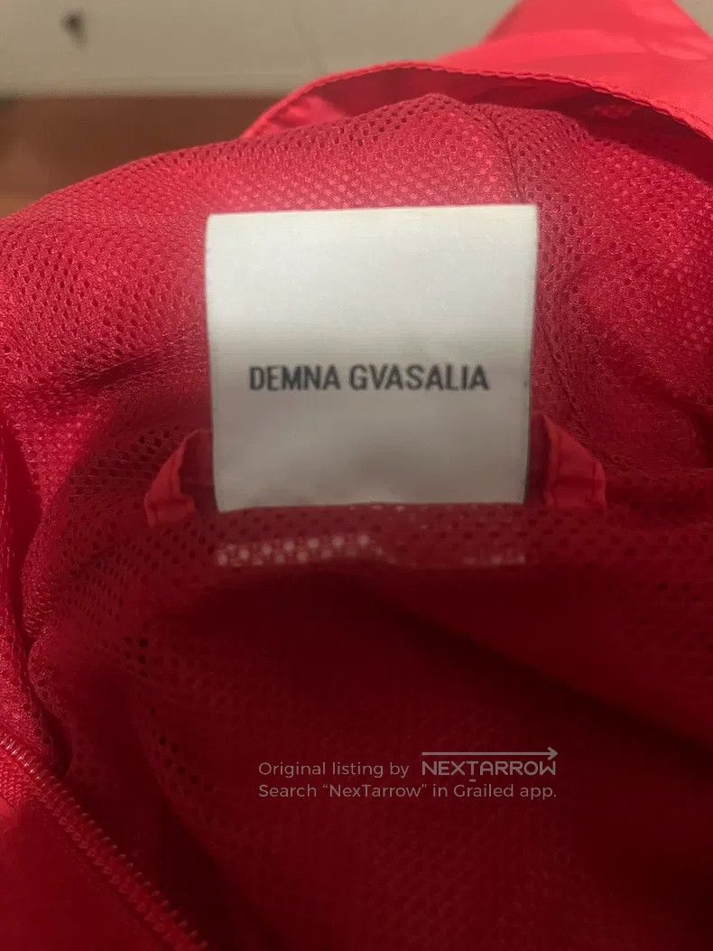 Vetements Vetements Red windbreaker jacket Size US XS / EU 42 / 0 - 5 Thumbnail