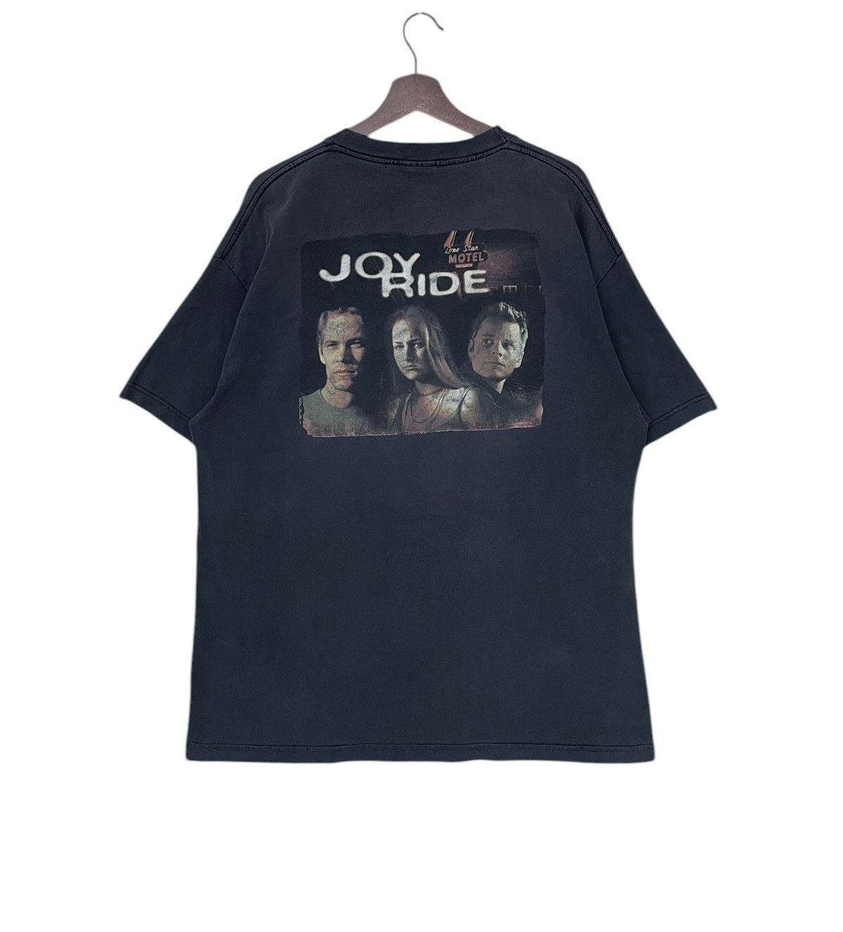Vintage Vintage Action Movie Joy Ride Paul Walker T-shirt 2001s Size US XL / EU 56 / 4 - 1 Thumbnail