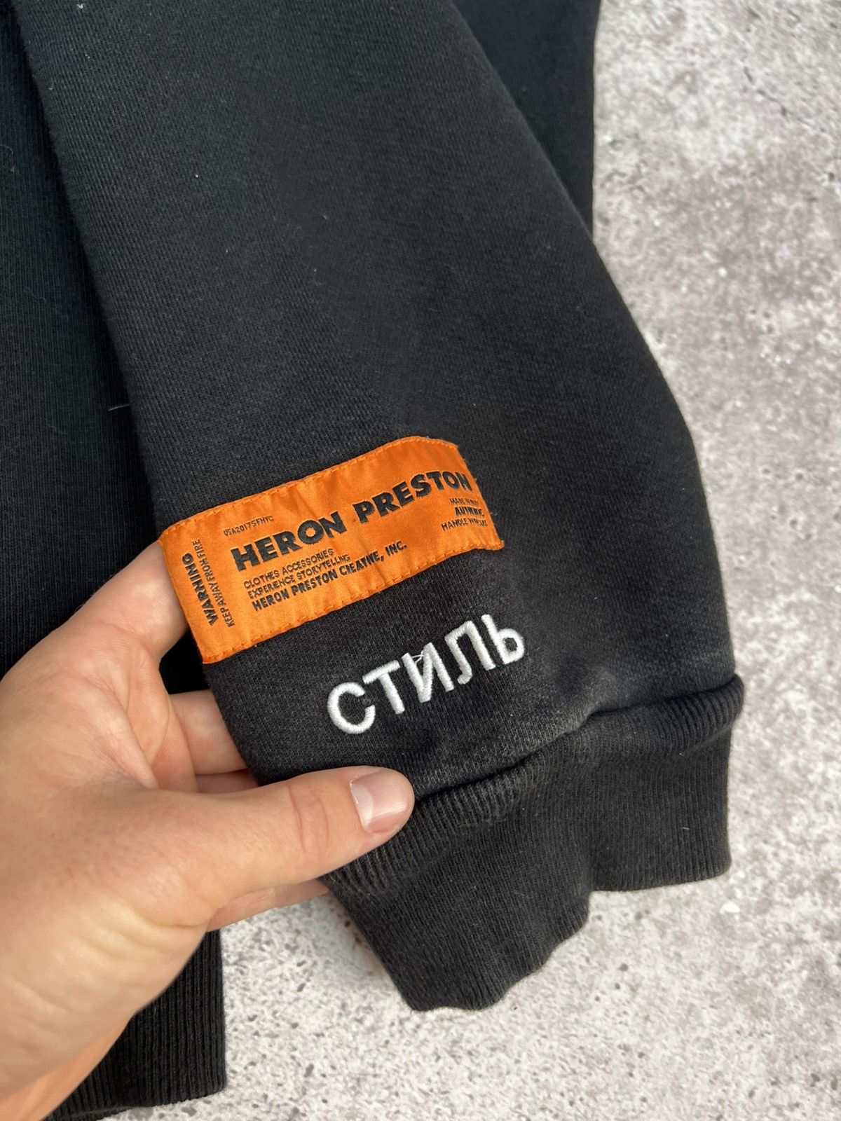 Heron Preston Heron Preston Handle With Care Zip Hoodie Size US L / EU 52-54 / 3 - 7 Thumbnail