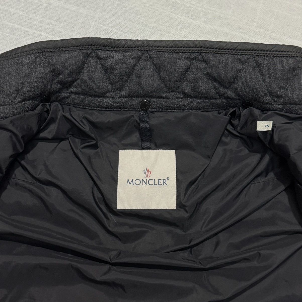 Moncler Moncler JACOB men's Down jacket Size US M / EU 48-50 / 2 - 15 Thumbnail