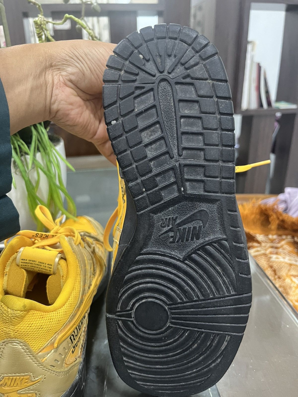 Nike × Off-White Nike Off White Rubber Dunk University Gold Size US 10 / EU 43 - 5 Thumbnail