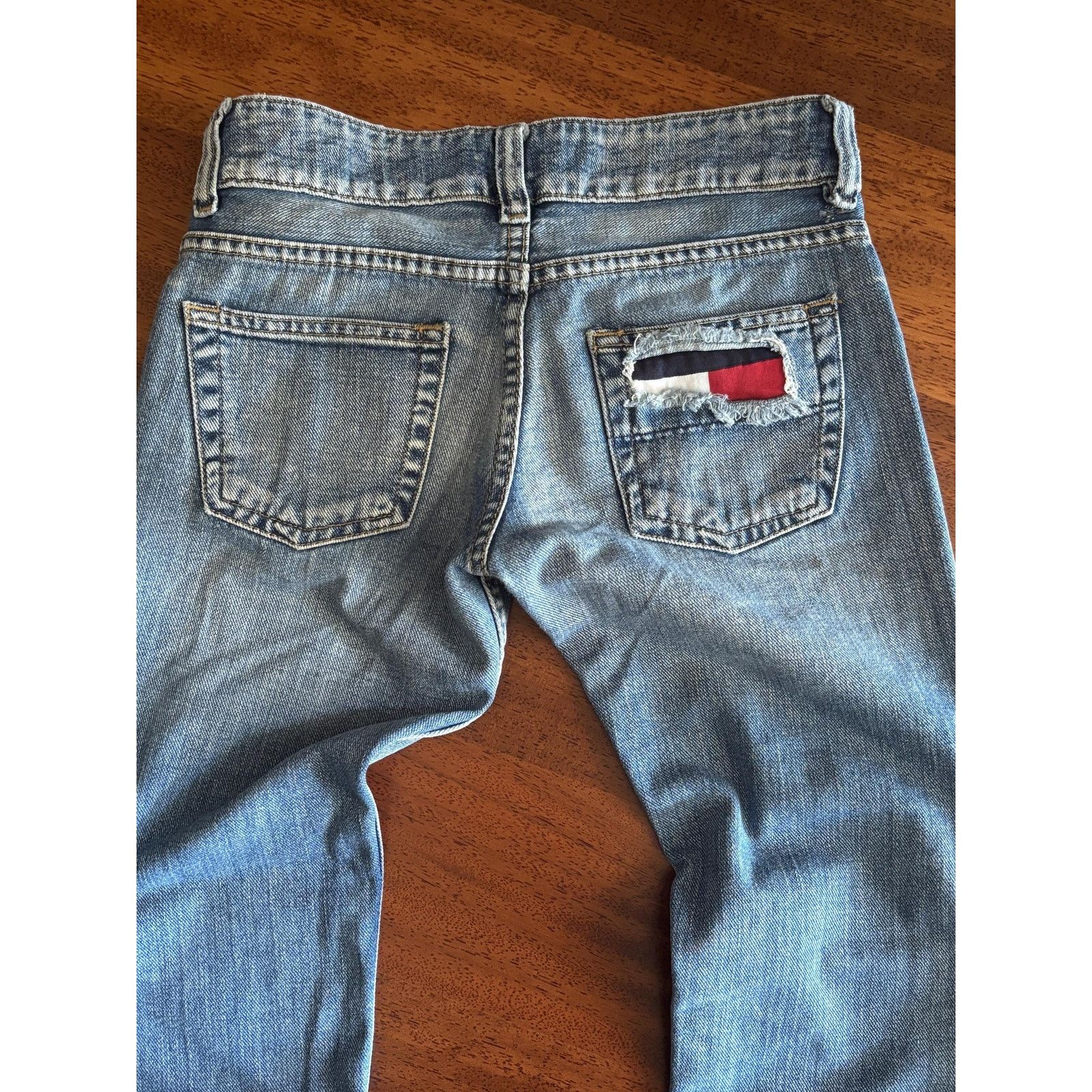 Tommy Hilfiger Tommy Hilfiger Jeans W26 L34 2000s Distressed Y2K Denim Size US 26 / EU 42 - 6 Thumbnail