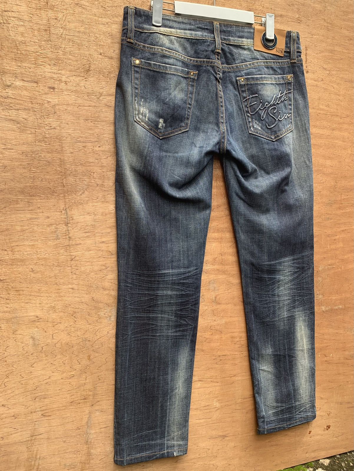 Art Comes First Eight Sin Denim Art Distressed Jeans Pants Size US 31 - 8 Thumbnail