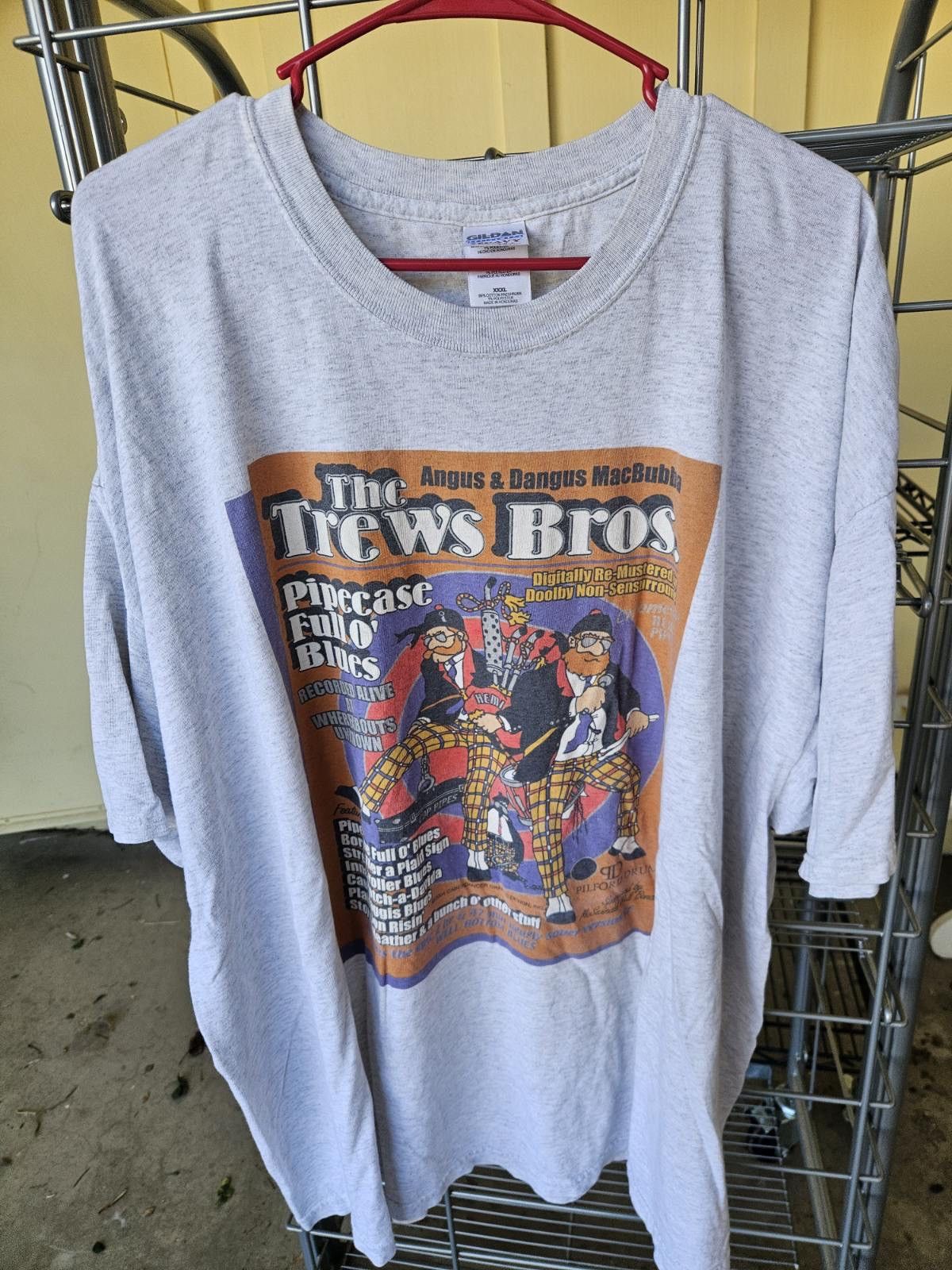 Gildan The Trews Bros Pipecase Full O' Blues Vintage Gildan Tee Size US XXL / EU 58 / 5 - 1 Thumbnail