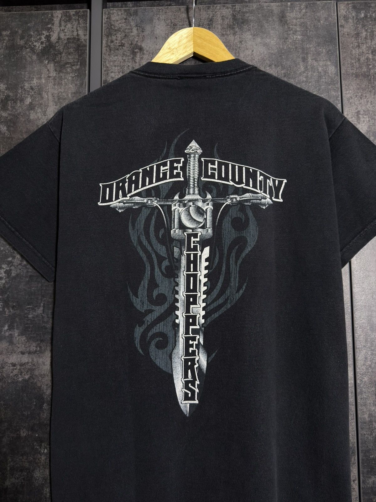 Vintage Vintage Orange Country Choppers Sword T-shirt Y2K Tribal 424 Size US M / EU 48-50 / 2 - 6 Thumbnail