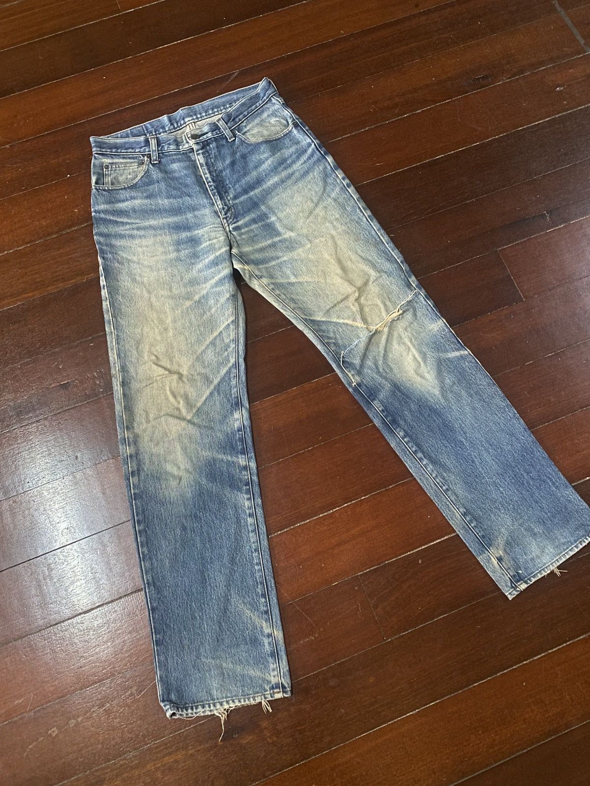 Japanese Brand 🔥Mega Rare🔥Japanese Bobson Distressed Denim Jeans mud wash Size US 33 - 2 Thumbnail