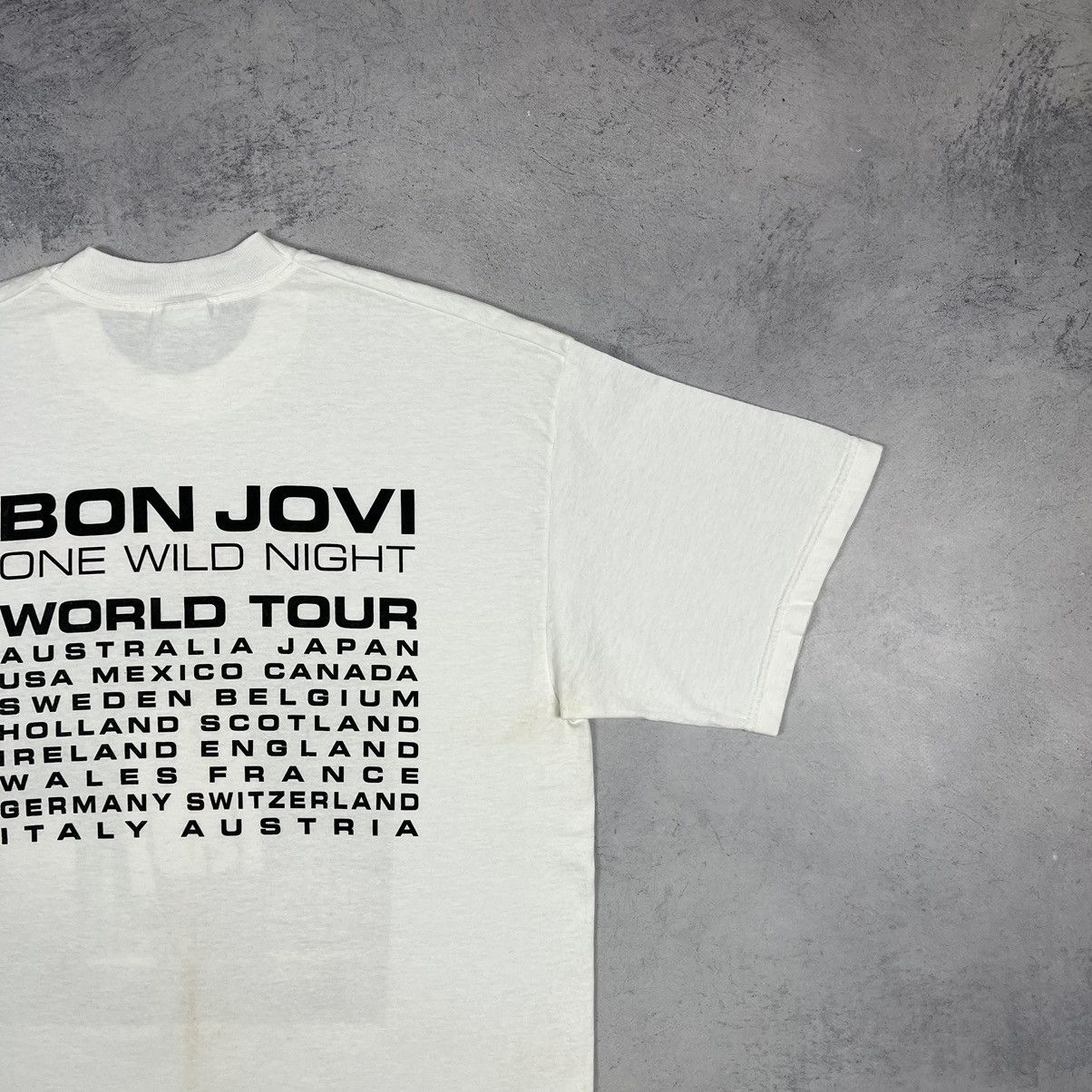 Band Tees Vintage Bon Jovi “One Wild Night” rock band T shirt 2001 Size US L / EU 52-54 / 3 - 16 Thumbnail