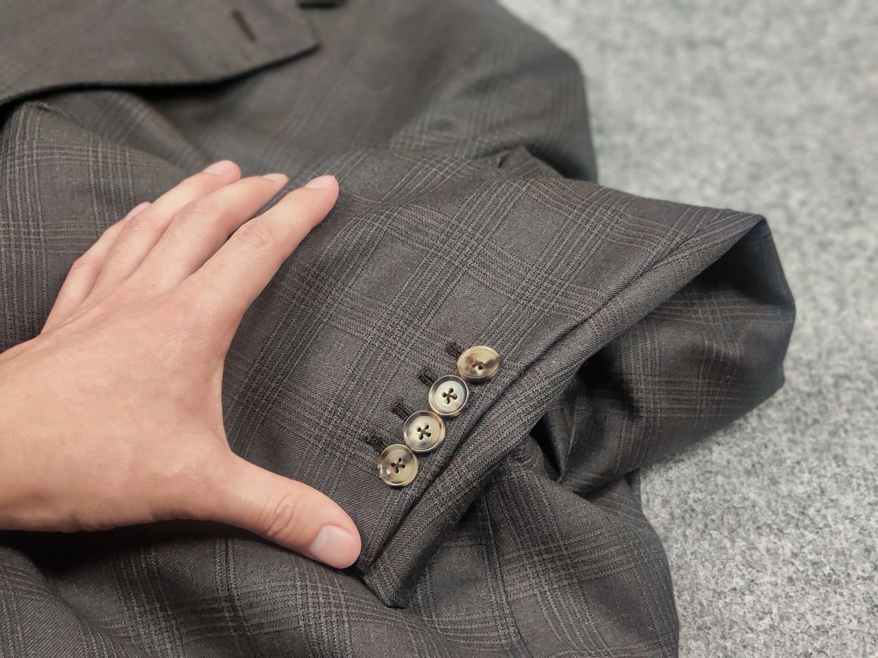 Ermenegildo Zegna Ermenegildo Zegna Electa Check Classic Wool Suit Blazer Size US XL / EU 56 / 4 - 21 Thumbnail