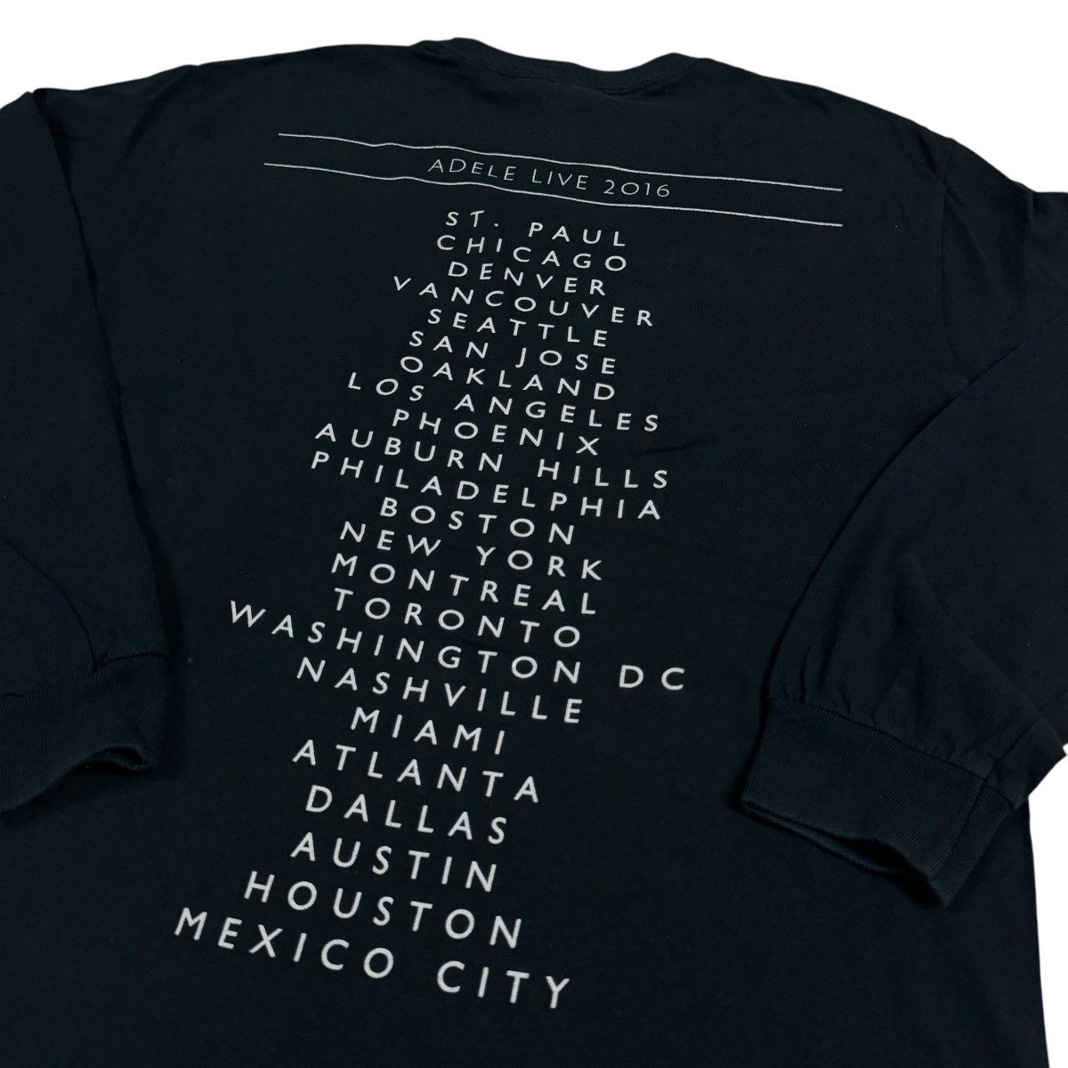 Band Tees ADELE Live 2016 Tour Promo Big Logo Shirts Size US M / EU 48-50 / 2 - 7 Thumbnail