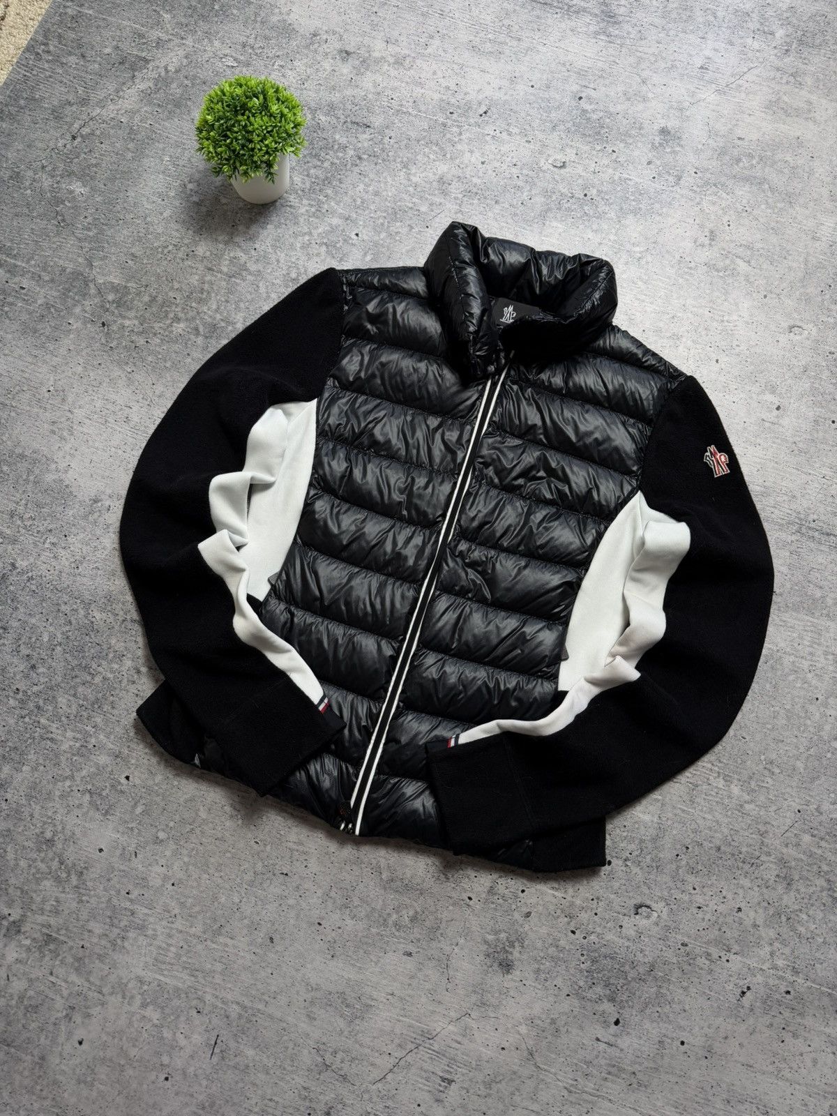 Moncler Grenoble Moncler Grenoble Magie Down Puffer Archive Cardigan Jacket Size M / US 6-8 / IT 42-44 - 3 Thumbnail