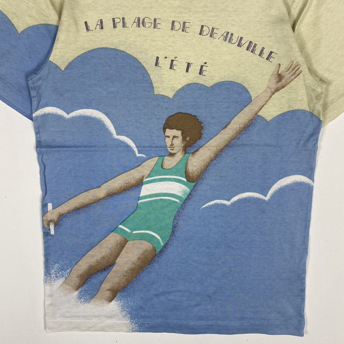 Vintage VINTAGE 80's DEAUVILLE BEACH SUMMER SURF ART GRAPHIC TEE Size US S / EU 44-46 / 1 - 3 Thumbnail
