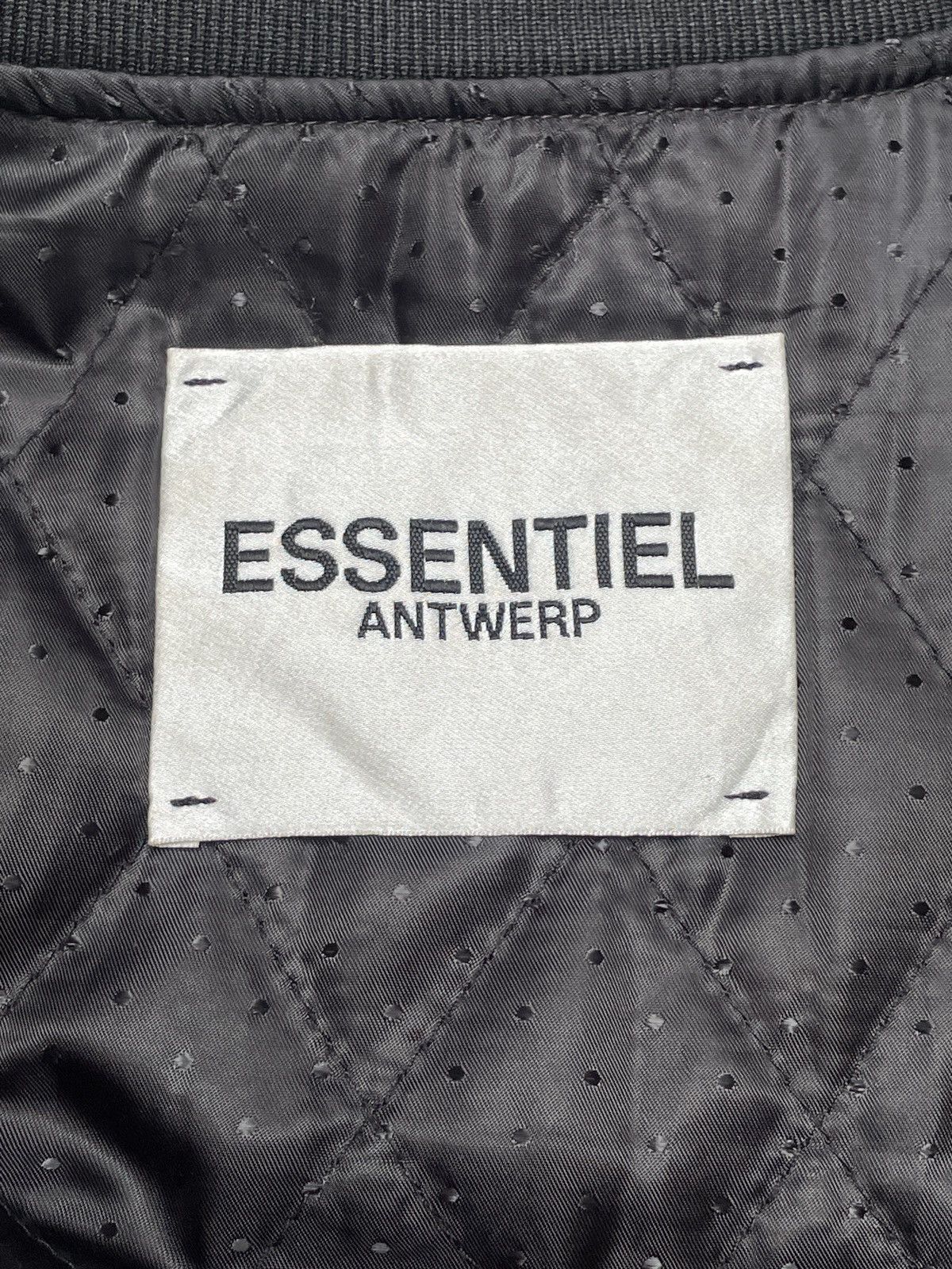 Designer × Essentiel Antwerp Vintage Essentiel Antwerp Camouflage Bomber Jacket 2000s Size US M / EU 48-50 / 2 - 10 Thumbnail