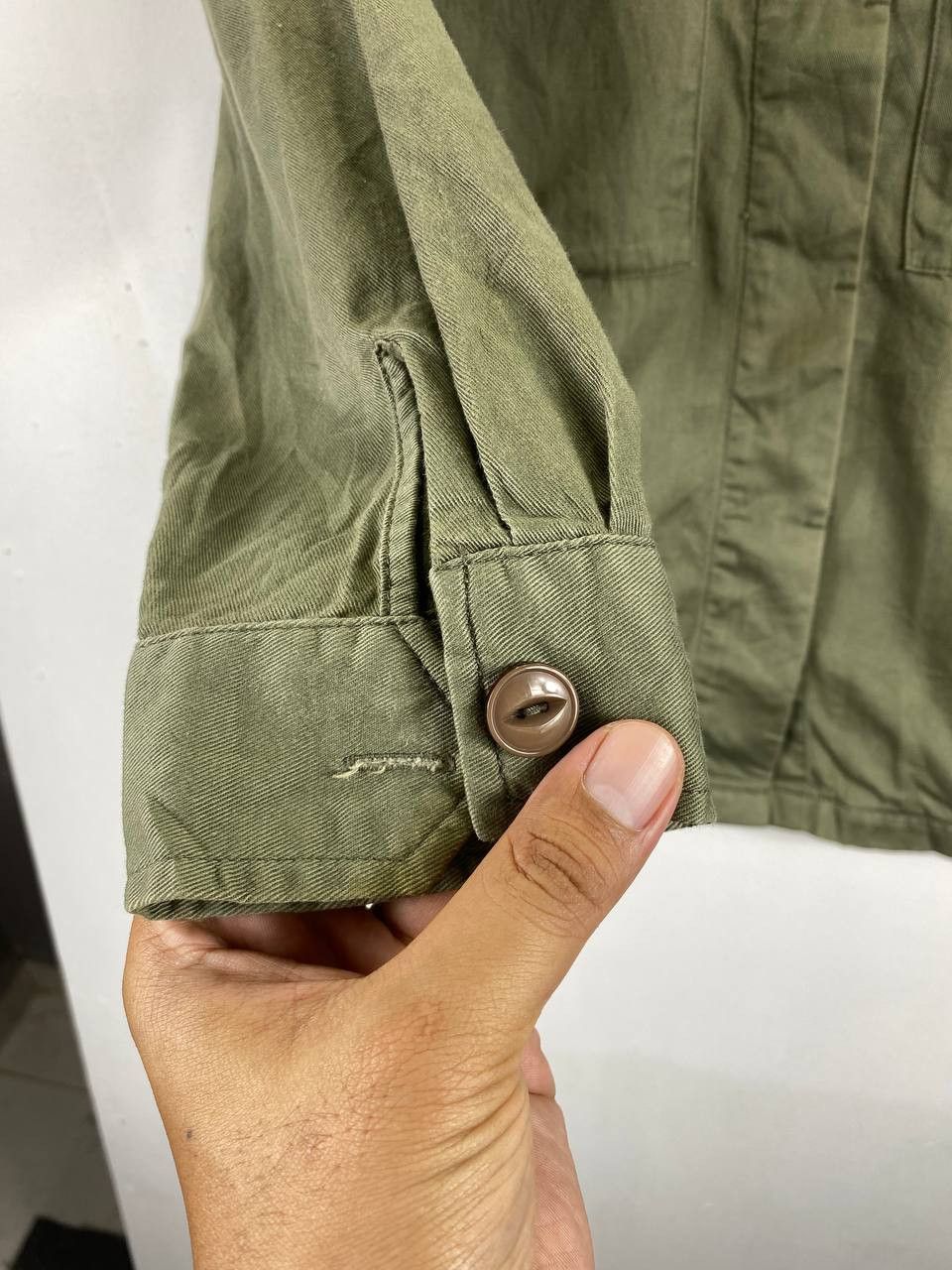 Japanese Brand japanese brand military style jacket cat eye button Size US M / EU 48-50 / 2 - 4 Thumbnail