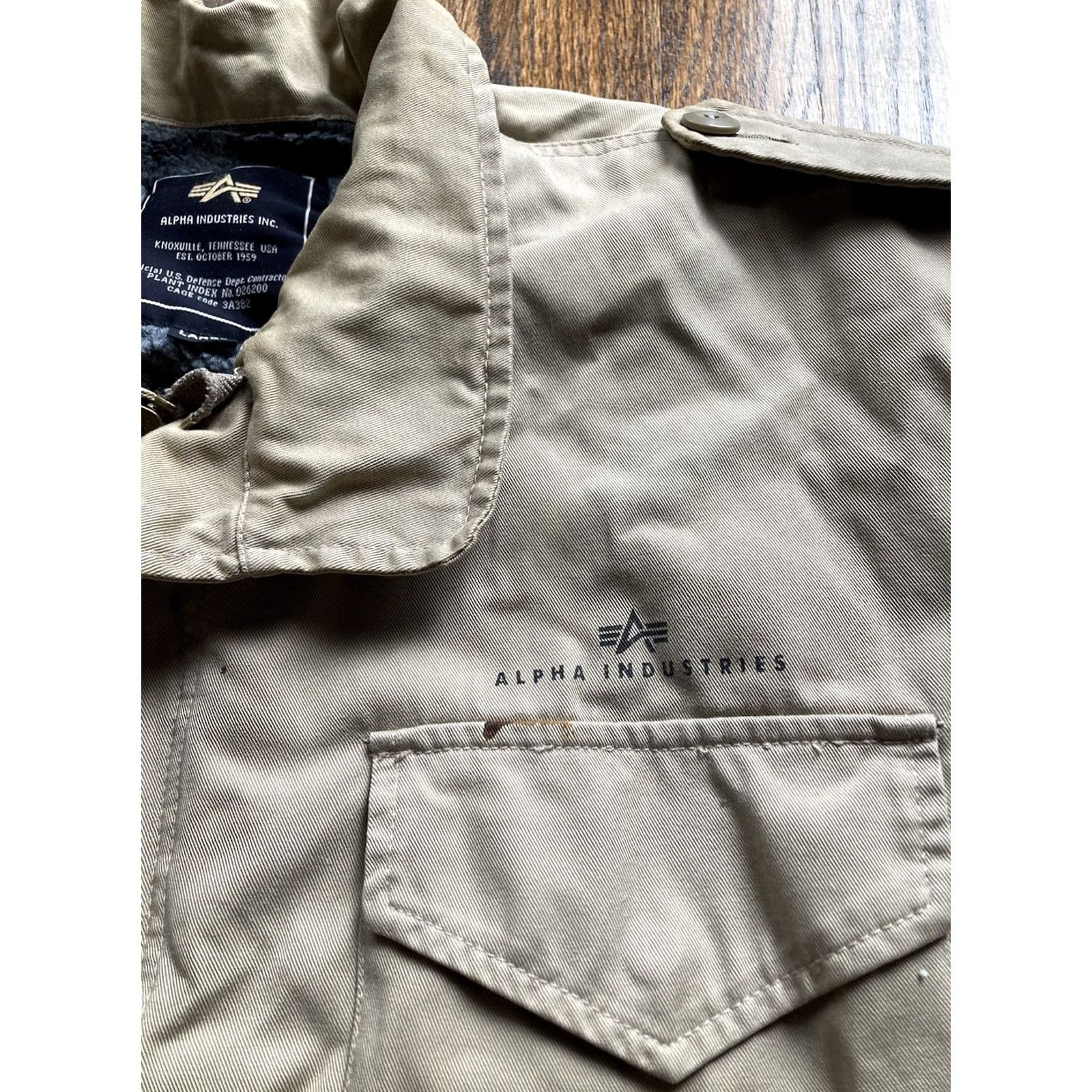 Alpha Industries Alpha Industries Jacket Mens Large Beige Military Jacket Field Coat Lined Heavy Cotton Canvas Pockets Zipper Logo Army USA Regular Size US L / EU 52-54 / 3 - 6 Thumbnail