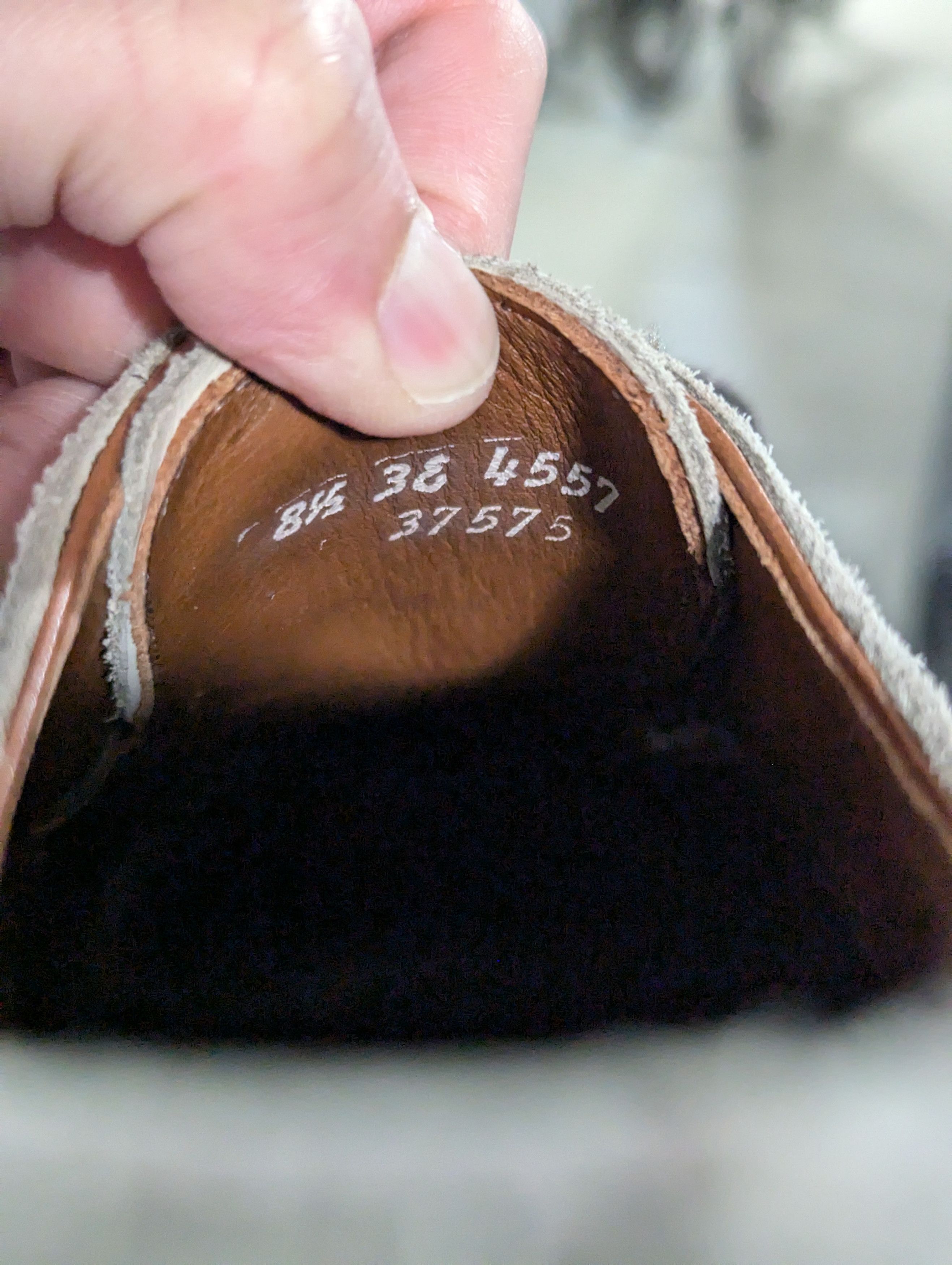 Allen Edmonds Allen Edmonds McGregor 8.5 EEE Size US 8.5 / EU 41-42 - 8 Thumbnail