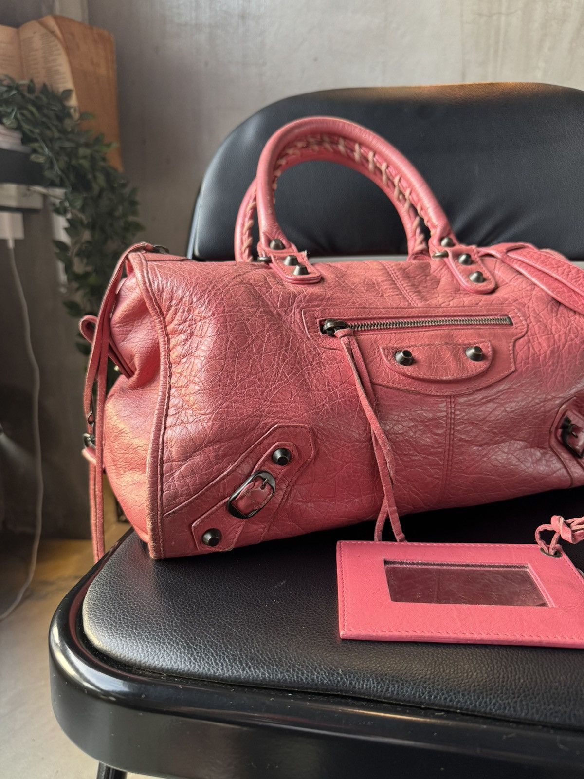 Balenciaga BALENCIAGA Sorbet Lambskin Leather Motorcycle Part Time Bag Size ONE SIZE - 3 Thumbnail