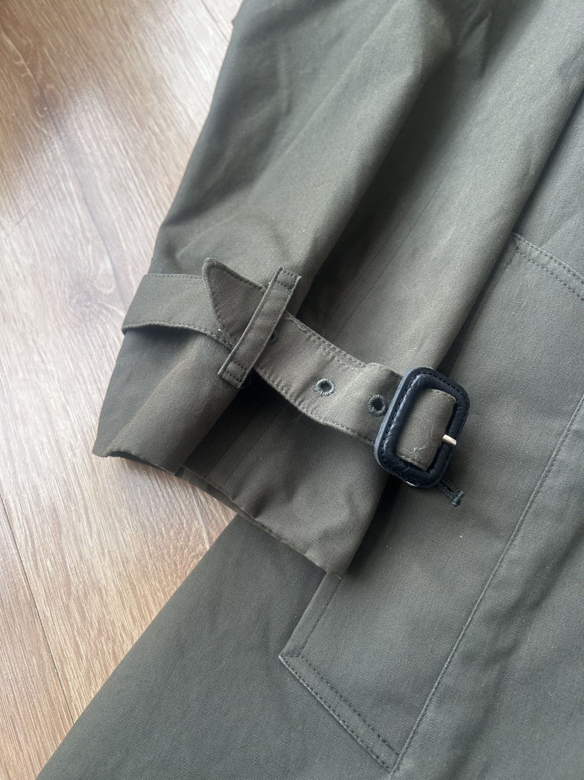 Burberry Vintage Burberry’s Double Breasted Belted Trench Coat Size L / US 10 / IT 46 - 14 Thumbnail