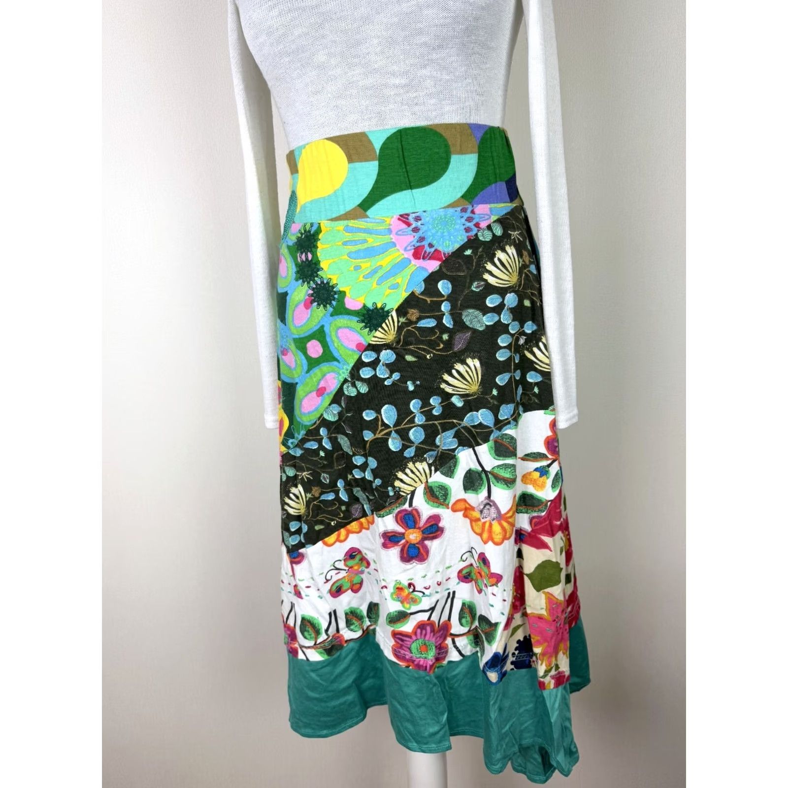 Desigual Desigual Skirt XL Womens Midi Multicoloured Pattern Skirt Size 40" / US 18 - 2 Thumbnail