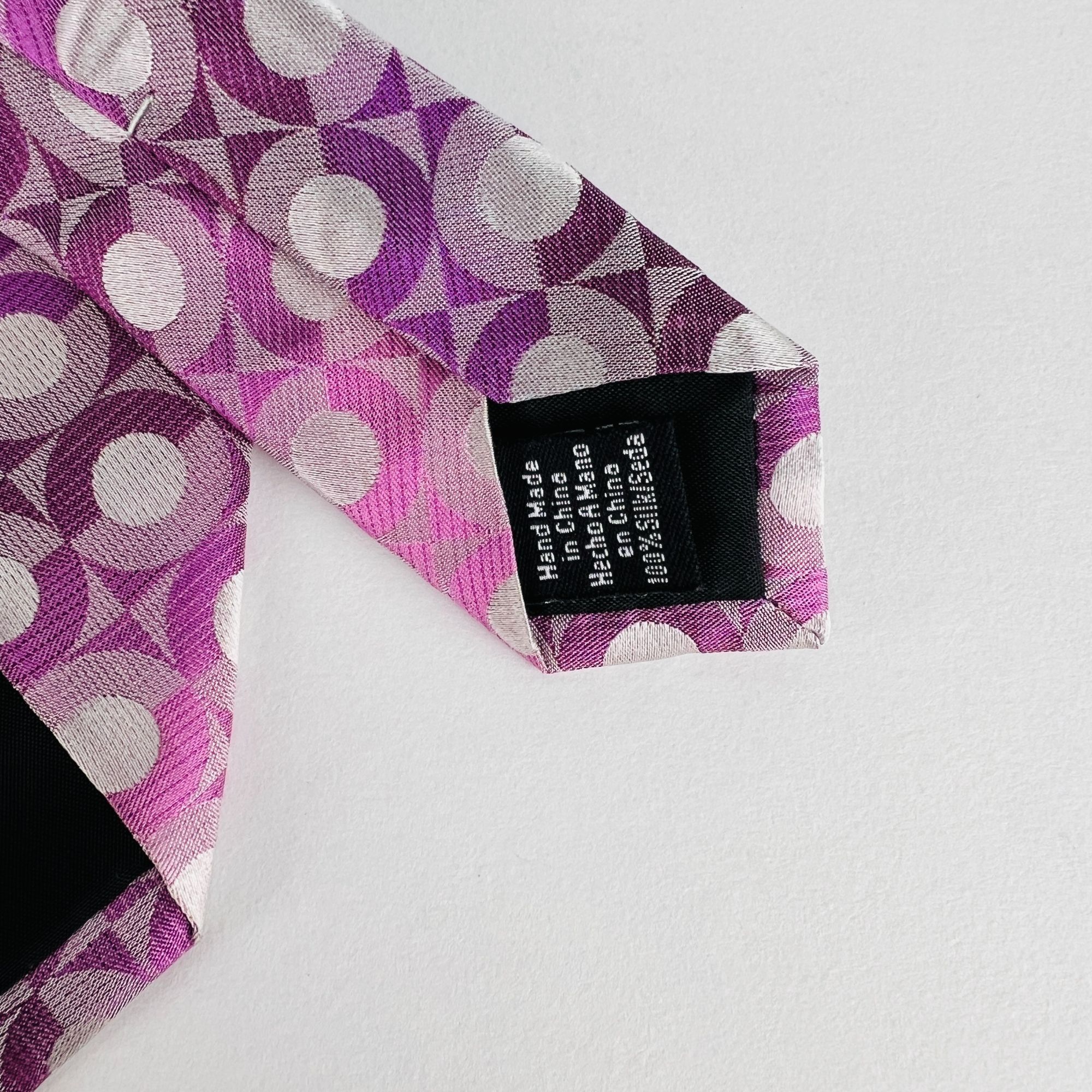 Van Heusen Van Heusen Geometic Circles Purple Shades Necktie Tie Size ONE SIZE - 7 Thumbnail