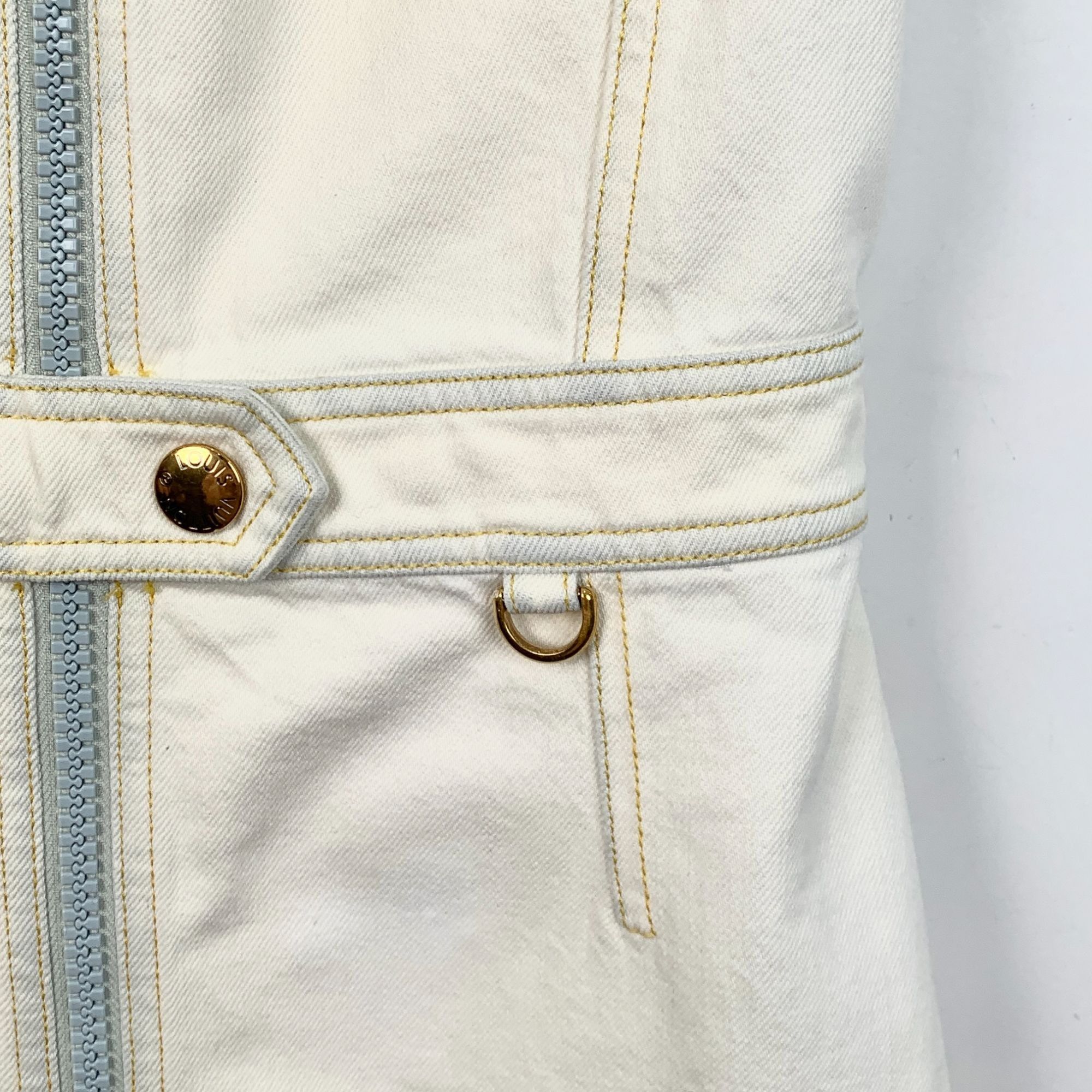 Louis Vuitton Louis Vuitton Ivory Sleeveless Denim Dress With Belt & Zippe Size XXS / US 00 / IT 34 - 4 Thumbnail