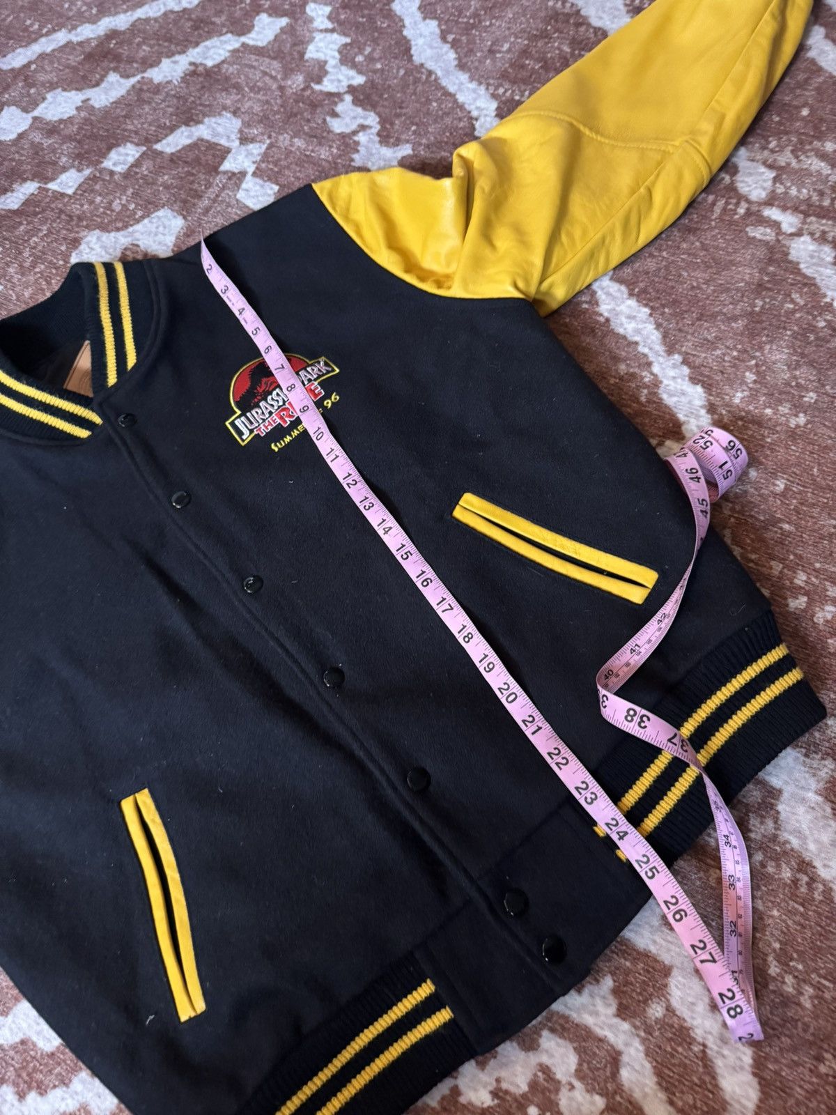 Universal Studios Universal Studios Jurassic Park Jacket Size US M / EU 48-50 / 2 - 8 Thumbnail