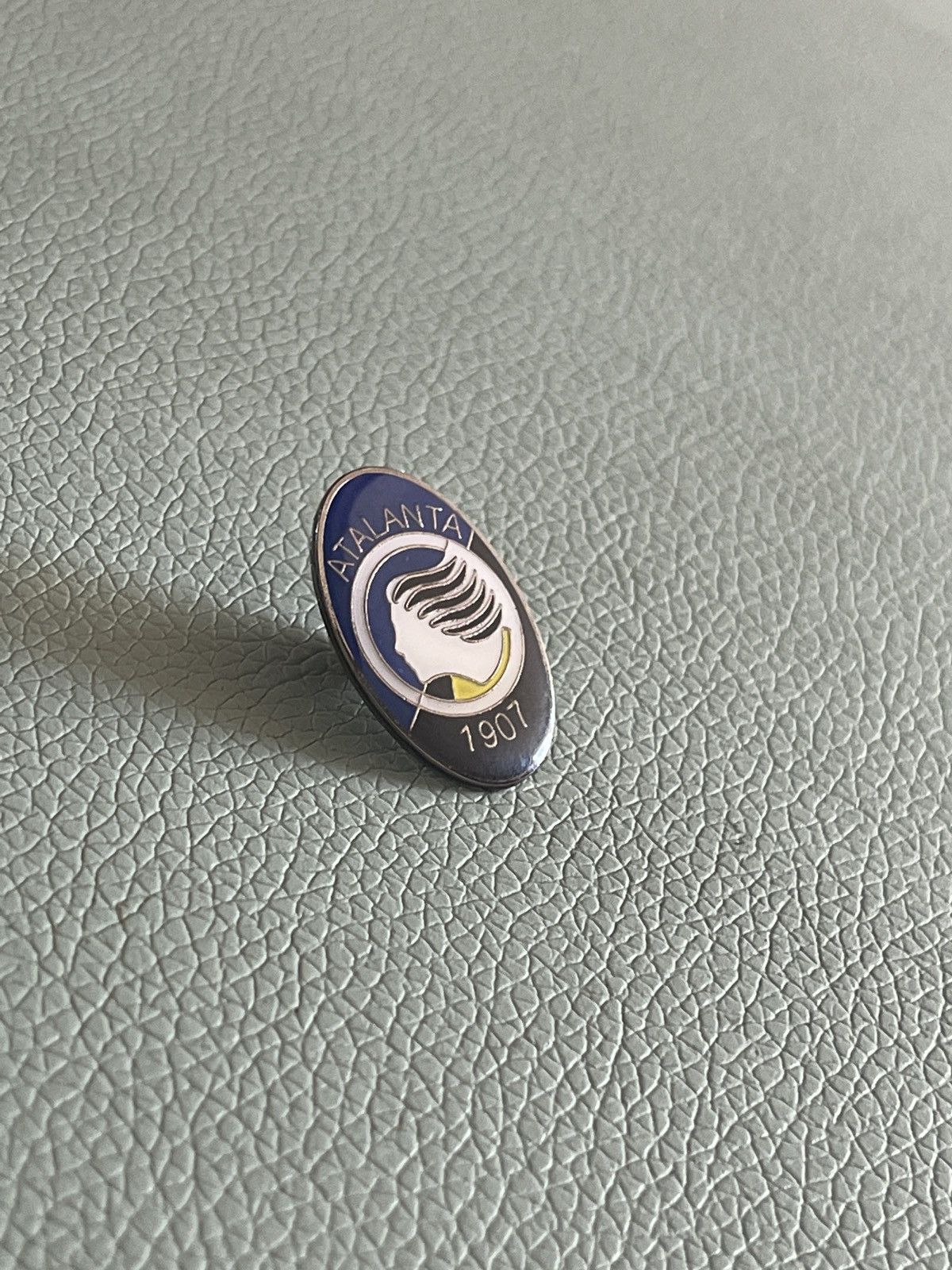 Vintage Atalanta Bergamo logo vintage pin Size ONE SIZE - 2 Thumbnail
