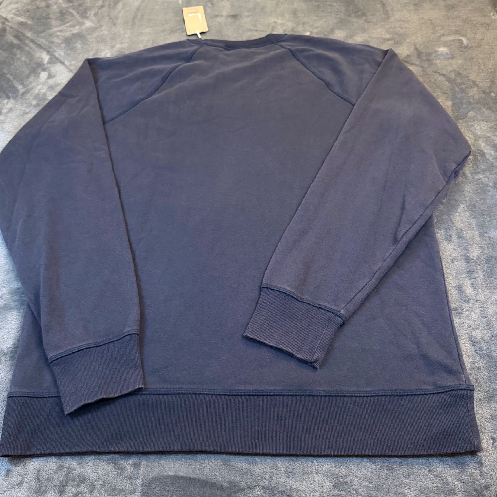 Vintage Outta Town Glacier Park Montana Sweatshirt Mens L Navy Blue NWT Fleece Embroidered Logo Pullover Raglan Crew Neck All Seasons Size US L / EU 52-54 / 3 - 4 Thumbnail