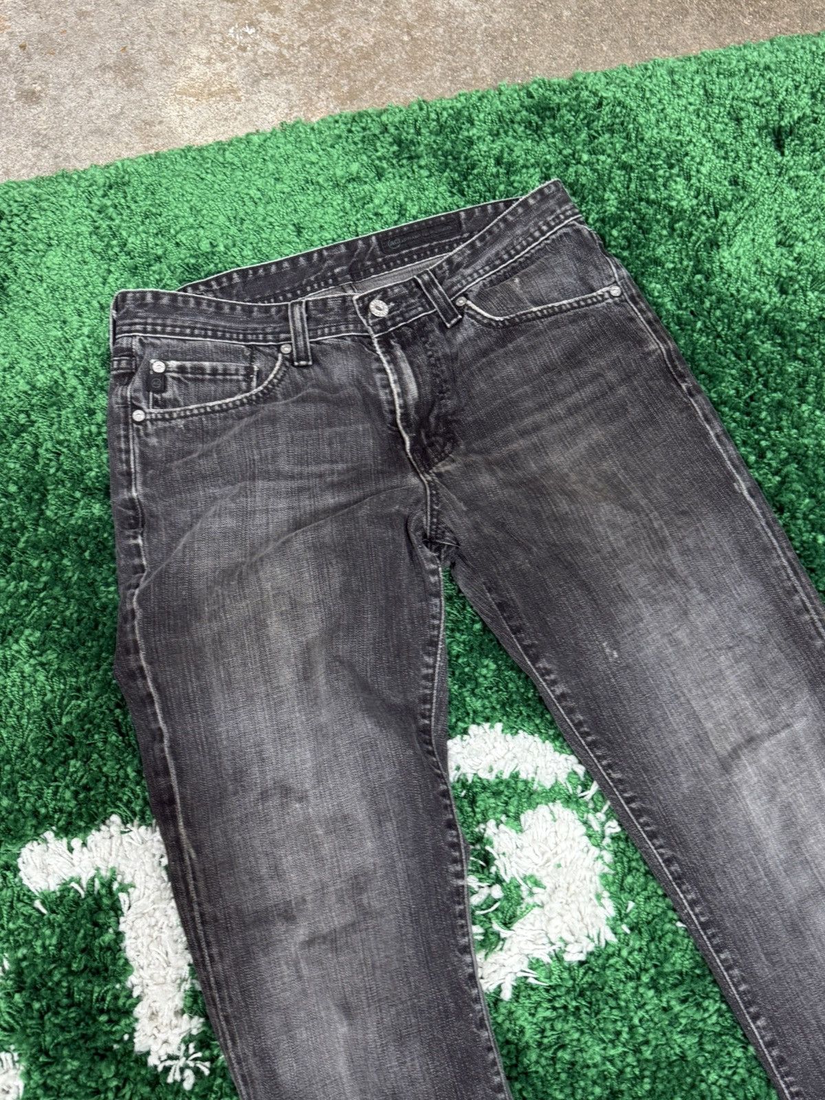 AG Adriano Goldschmied AG Adrriano Goldschmeid Distressed Grey Black Denim Jeans 32 Size US 32 / EU 48 - 2 Thumbnail
