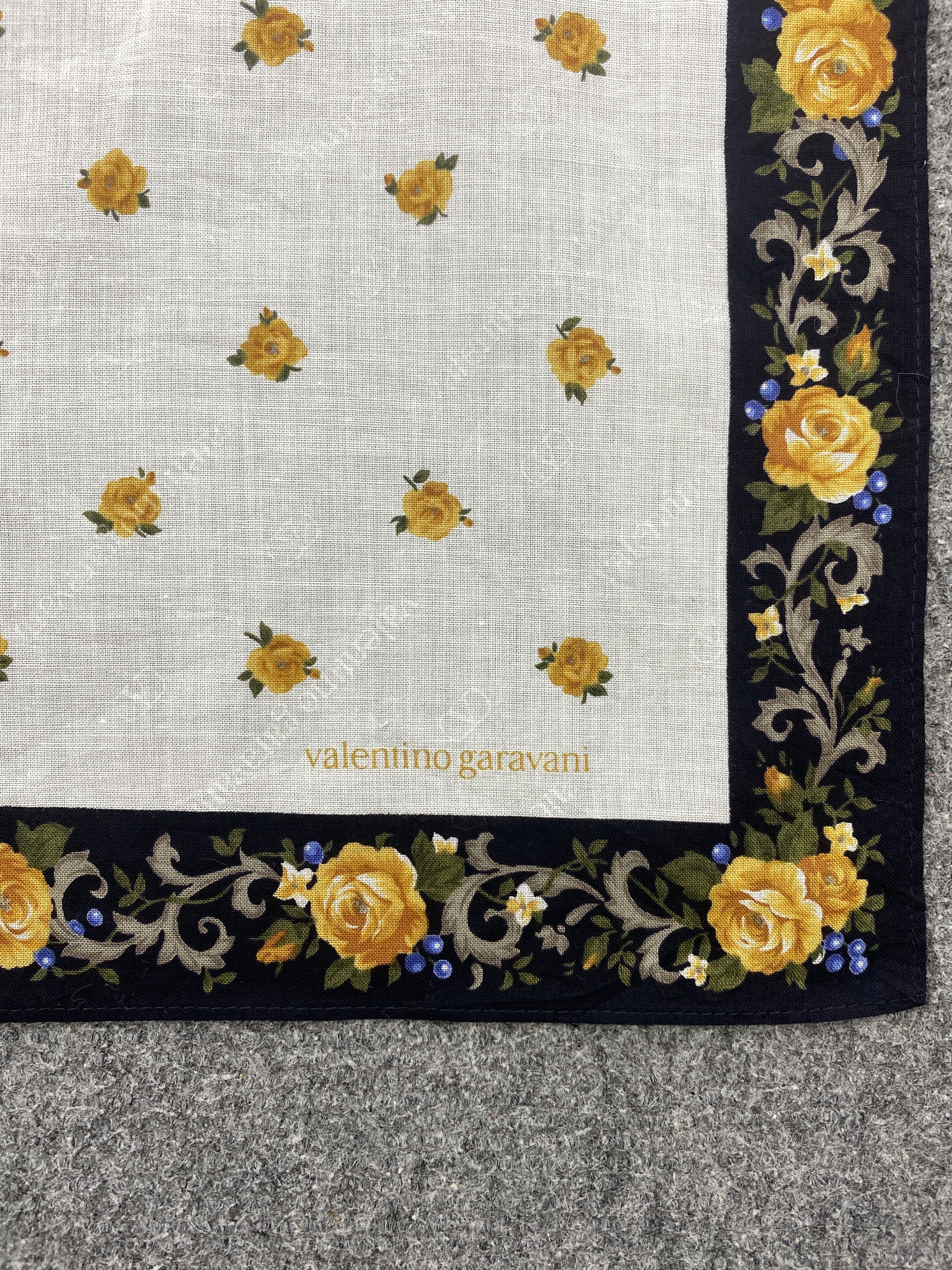Valentino Valentino Garavani Handkerchief / Neckerchief HKC0772 Size ONE SIZE - 5 Thumbnail