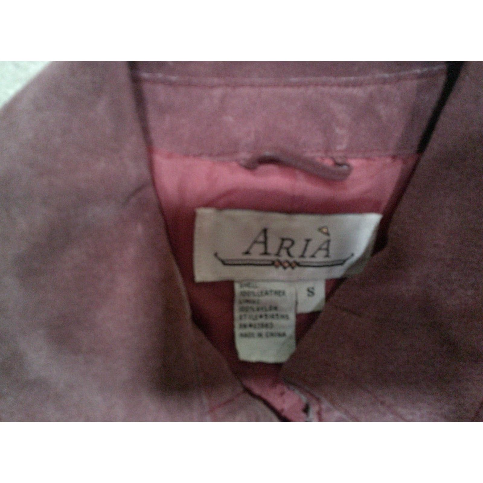 Ariat VINTAGE Aria Suede Leather Jacket Womens Small Red Bomber Jacket Short Sleeve Zip Front Pockets Regular Fit Motorcycle Style Womens Size S / US 4 / IT 40 - 6 Thumbnail