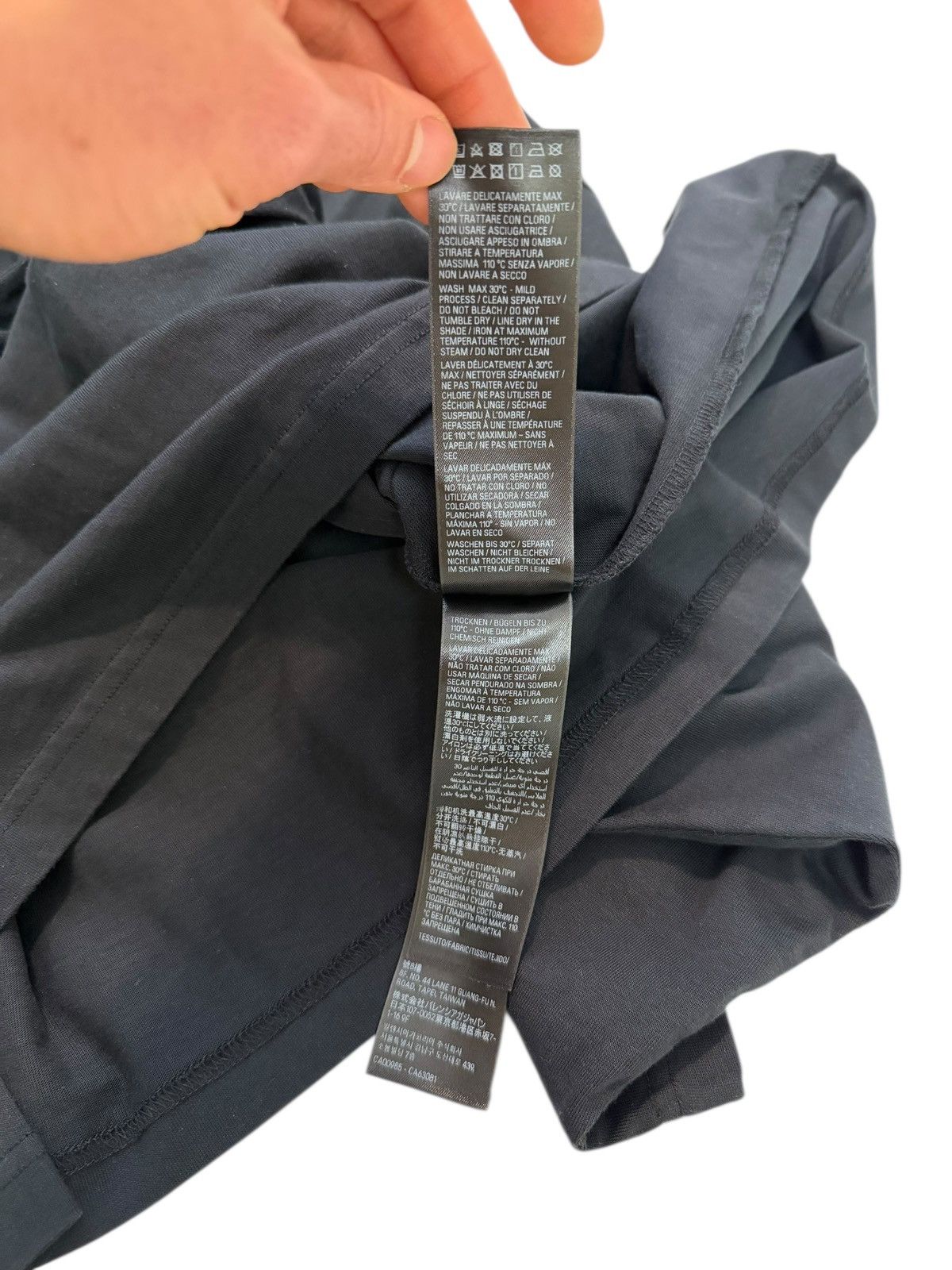 Balenciaga RARE Incognito Shirt Hoodie Long Sleeve Size US XL / EU 56 / 4 - 8 Thumbnail