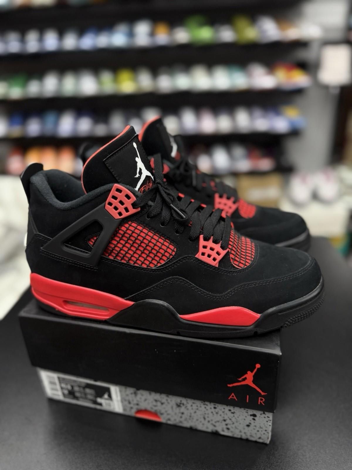 Jordan Brand Air Jordan 4 Retro “Red Thunder” USED Size 10.5 OG ALL Size US 10.5 / EU 43-44 - 3 Thumbnail