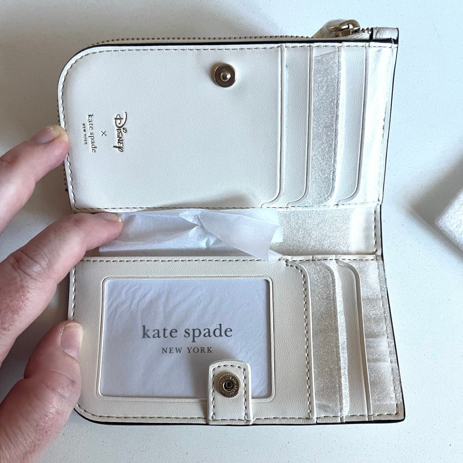 Kate Spade Kate Spade x Disney Collaboration, NWT Minnie Mouse Wallet Size ONE SIZE - 4 Thumbnail