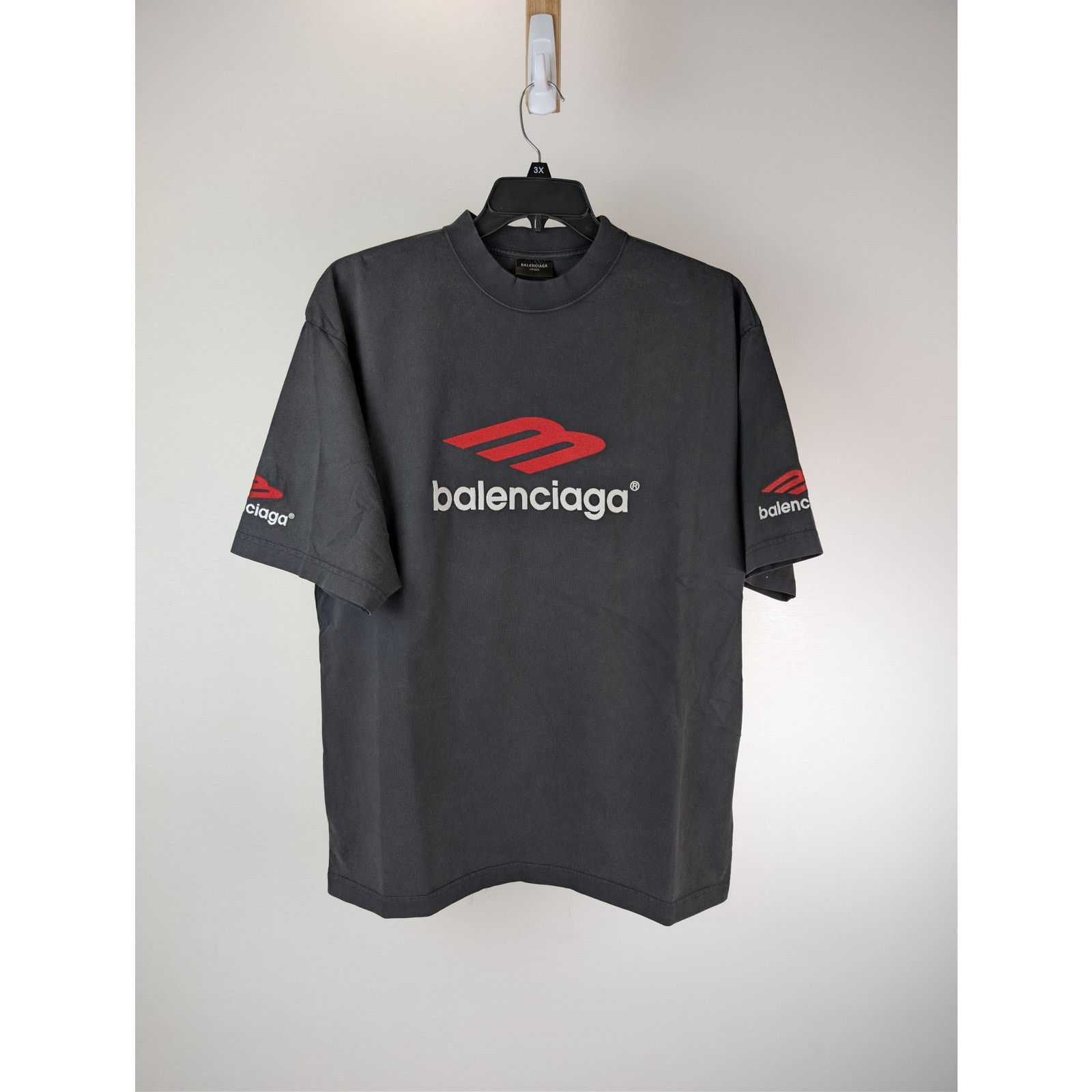 Balenciaga o1rshd1 Medium Fit 3B Sports Icon T-Shirt in Black Size US S / EU 44-46 / 1 - 1 Thumbnail