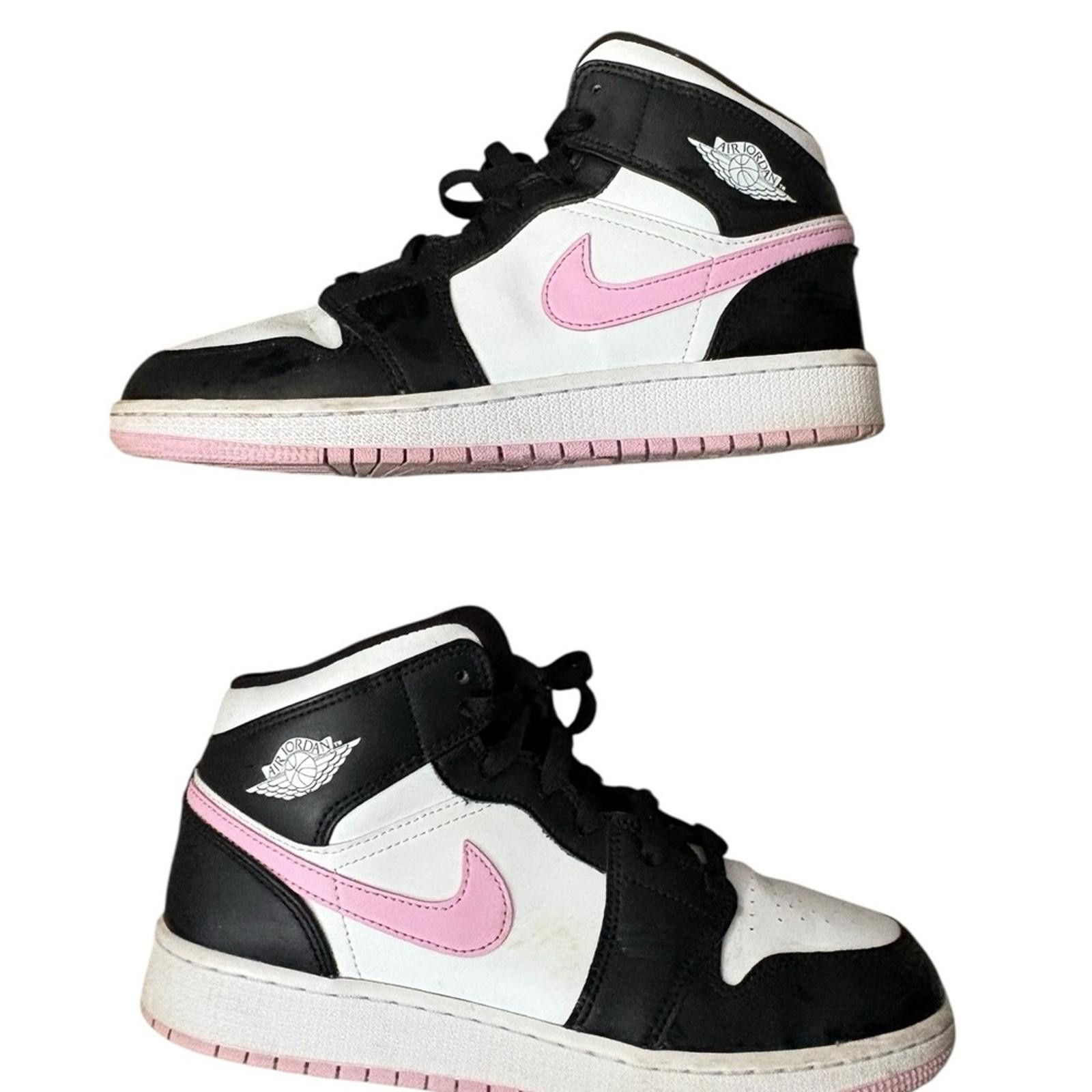 Nike Nike Air Jordan 1 Mid GS White Light Arctic Pink 555112-103 Size US 8.5 / IT 38.5 - 6 Thumbnail