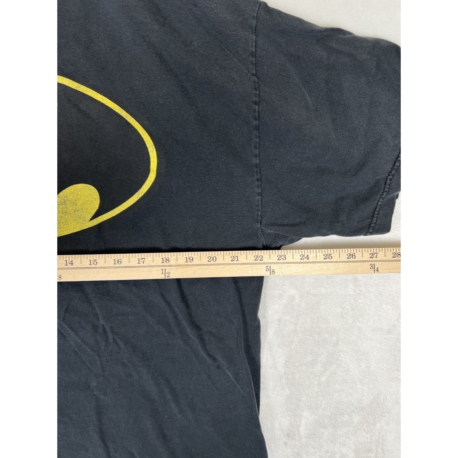 DC Vintage DC Comics Batman T-Shirt Size XL 90s Black OG Logo Size US XL / EU 56 / 4 - 7 Thumbnail