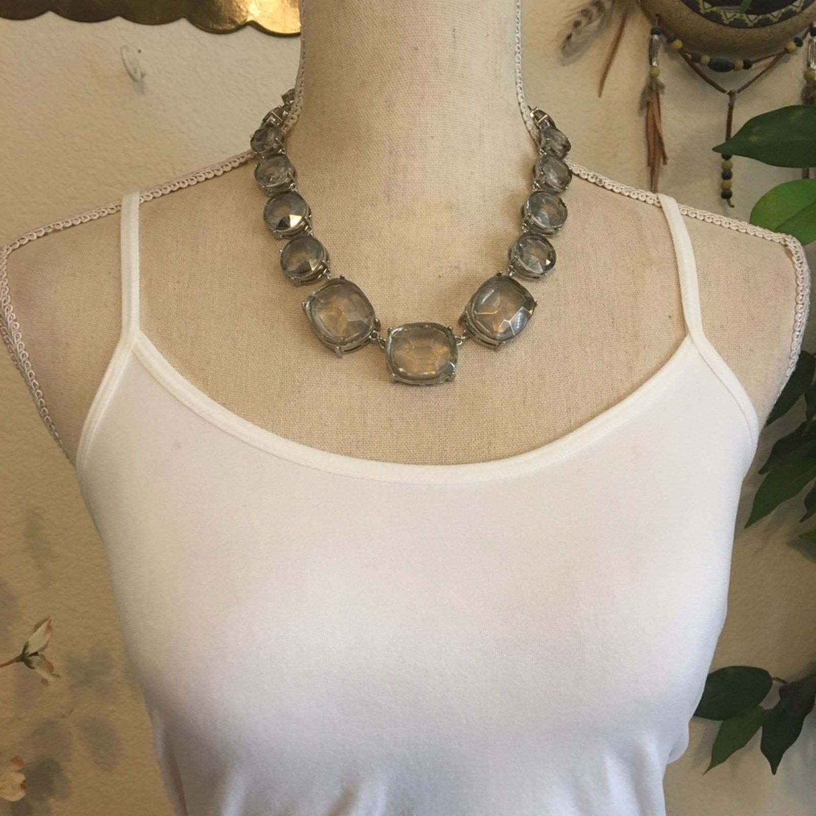 White House Black Market WHBM bold graduated faceted smoky stone necklace Size ONE SIZE - 3 Thumbnail