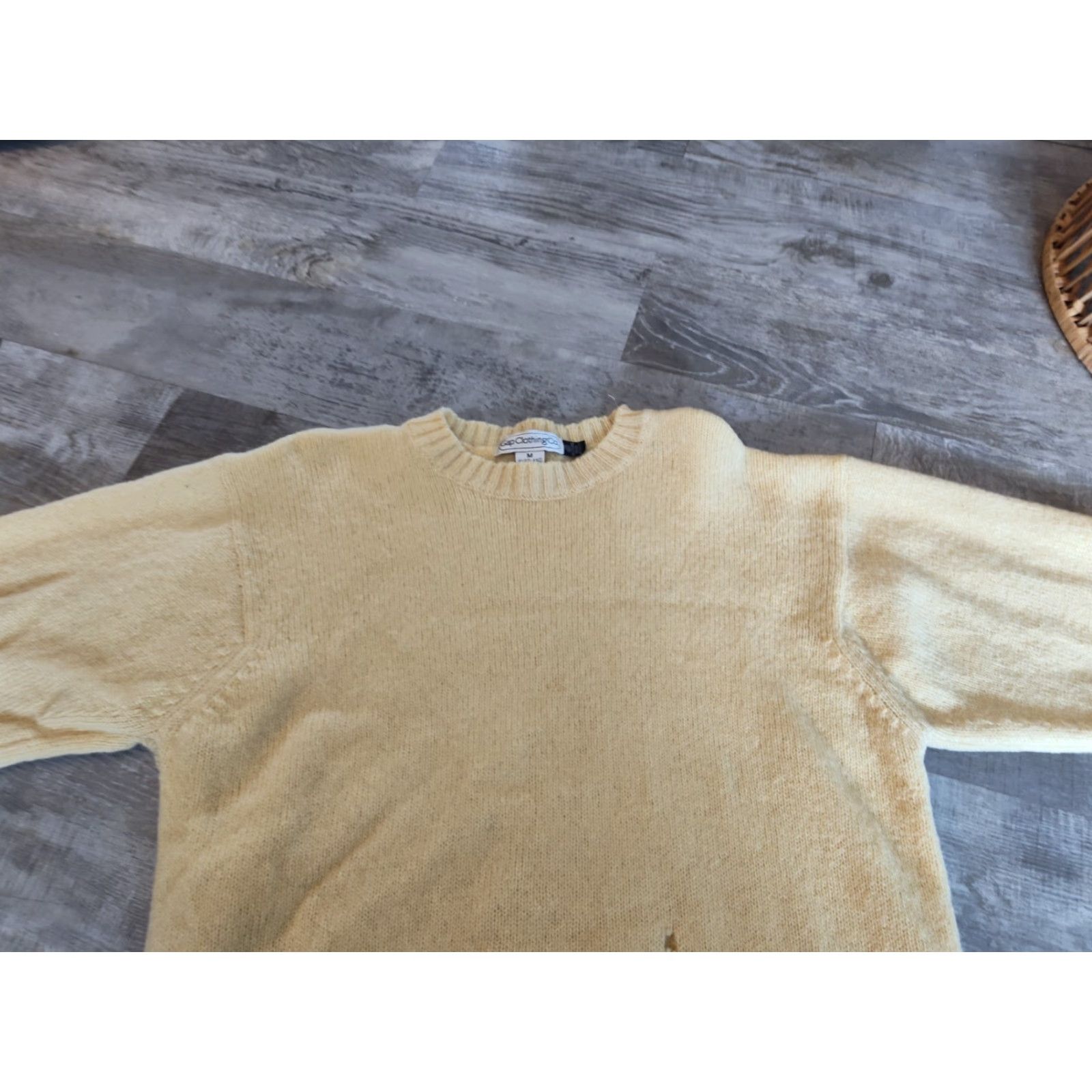 Gap VINTAGE Gap Shetland Wool Sweater Women Medium Yellow 80s Classic Preppy Crew Neck Pullover Size M / US 6-8 / IT 42-44 - 7 Thumbnail
