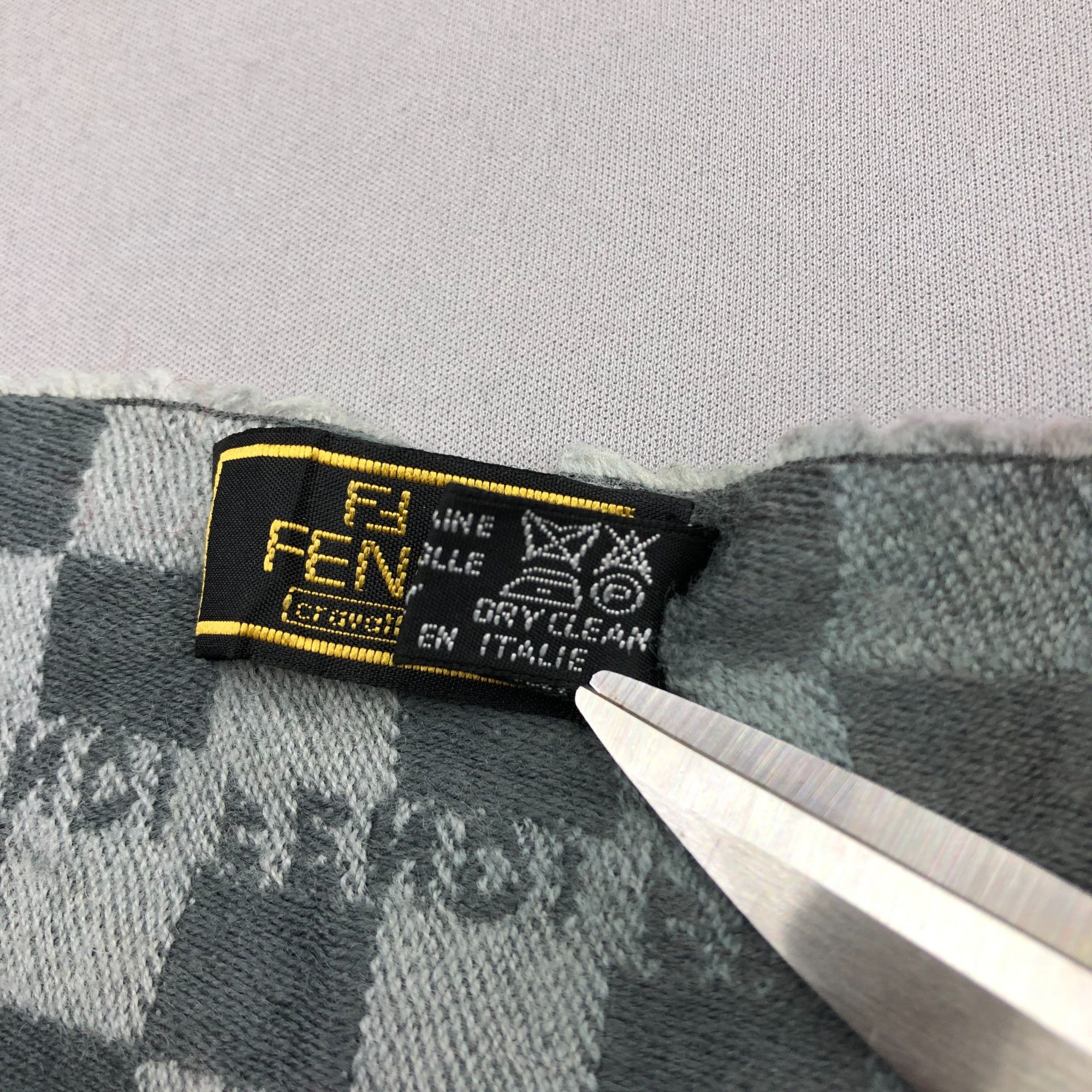 Fendi Vintage Fendi Scarf Muffler FF Monogram Wool Scarves Size ONE SIZE - 5 Thumbnail