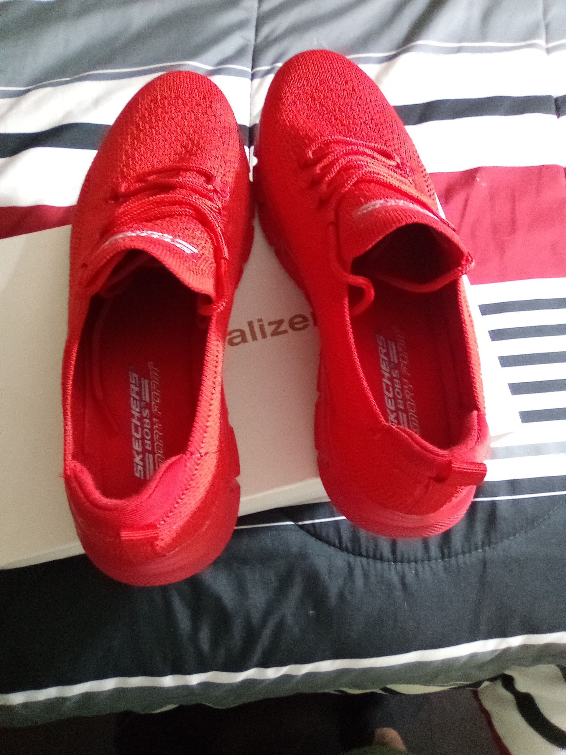 SKECHERS Skechers BoBs Size US 9 / EU 42 - 2 Thumbnail