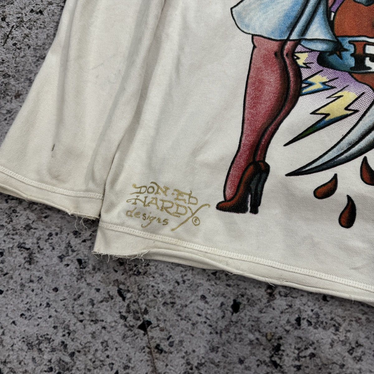 Ed Hardy Y2K Ed Hardy Thrashed Distressed Nurse Shirt ERD Grunge Size US L / EU 52-54 / 3 - 13 Thumbnail