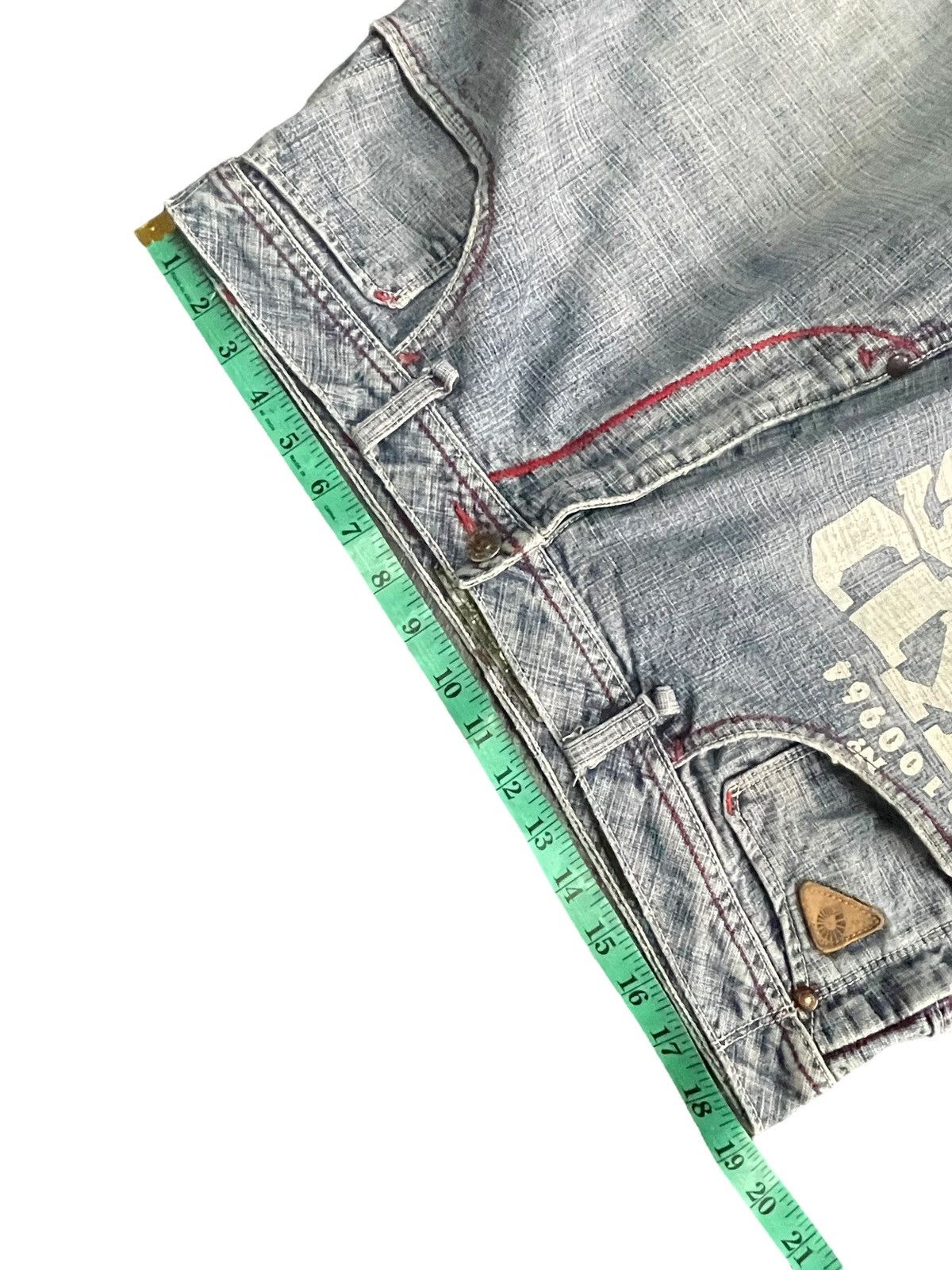 Akademiks Vintage Akademiks Denim Short Size US 37 - 9 Thumbnail
